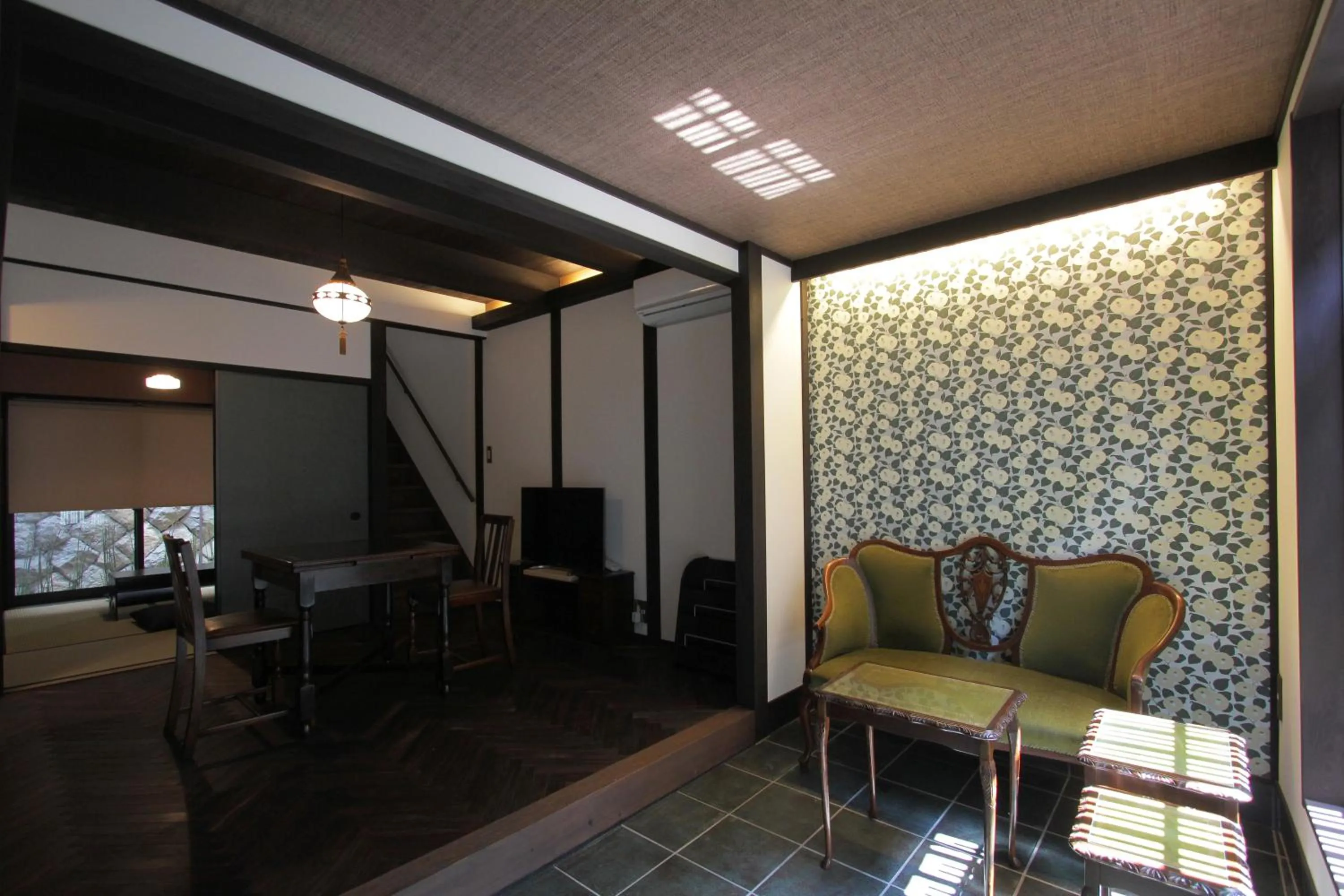 Living room in Kiyomizu Birodo-an