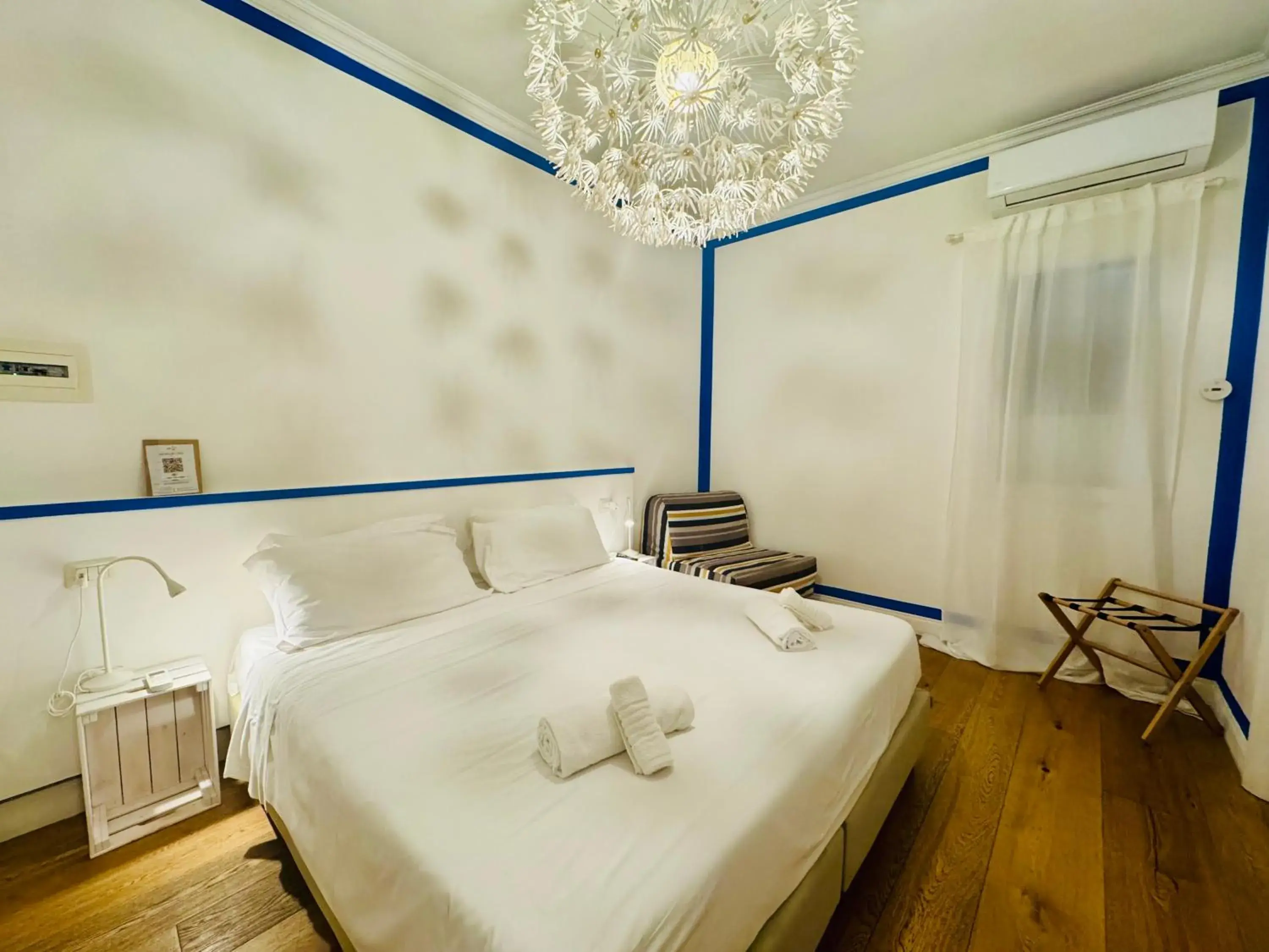 Deluxe Double Room with Extra Bed - single occupancy in Casa Maplink Deluxe Double Room with Extra Bed - single occupancy in Casa Maplink