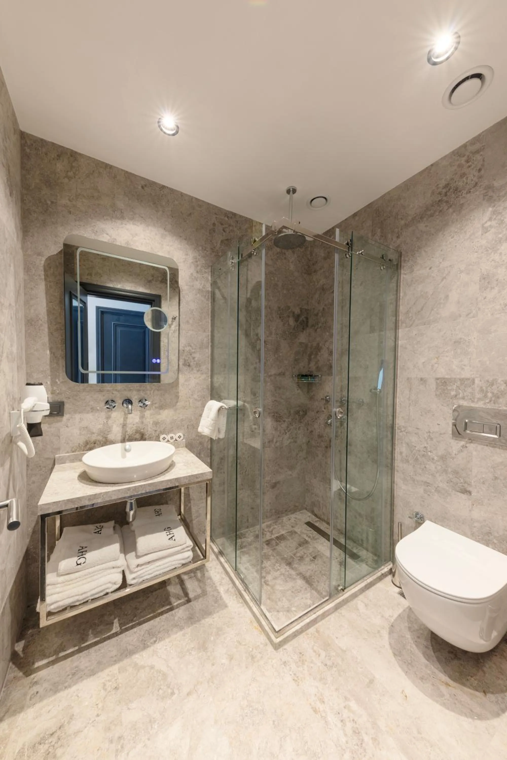 Shower in AHG Atlas Hotel Taksim