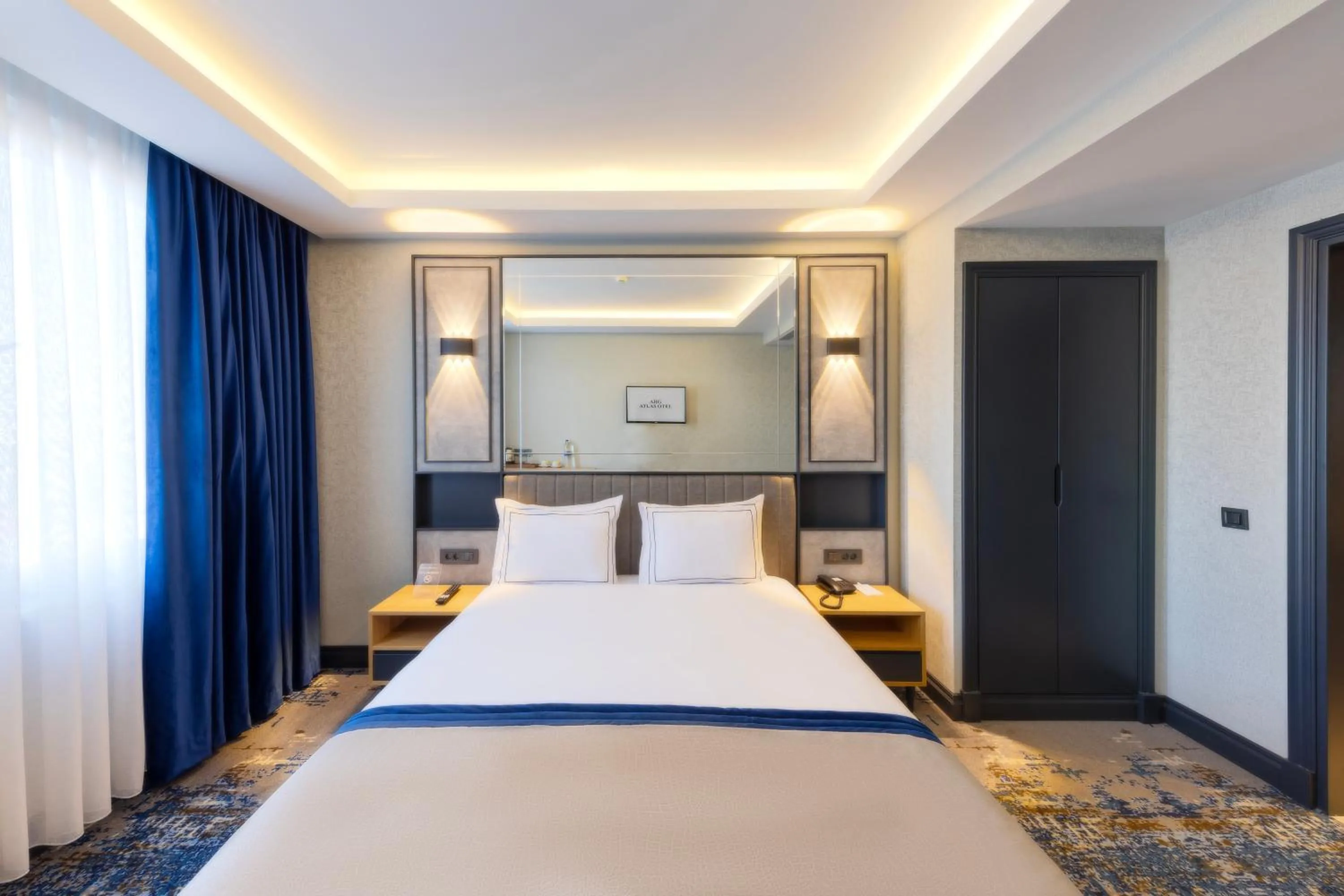 Bed in AHG Atlas Hotel Taksim