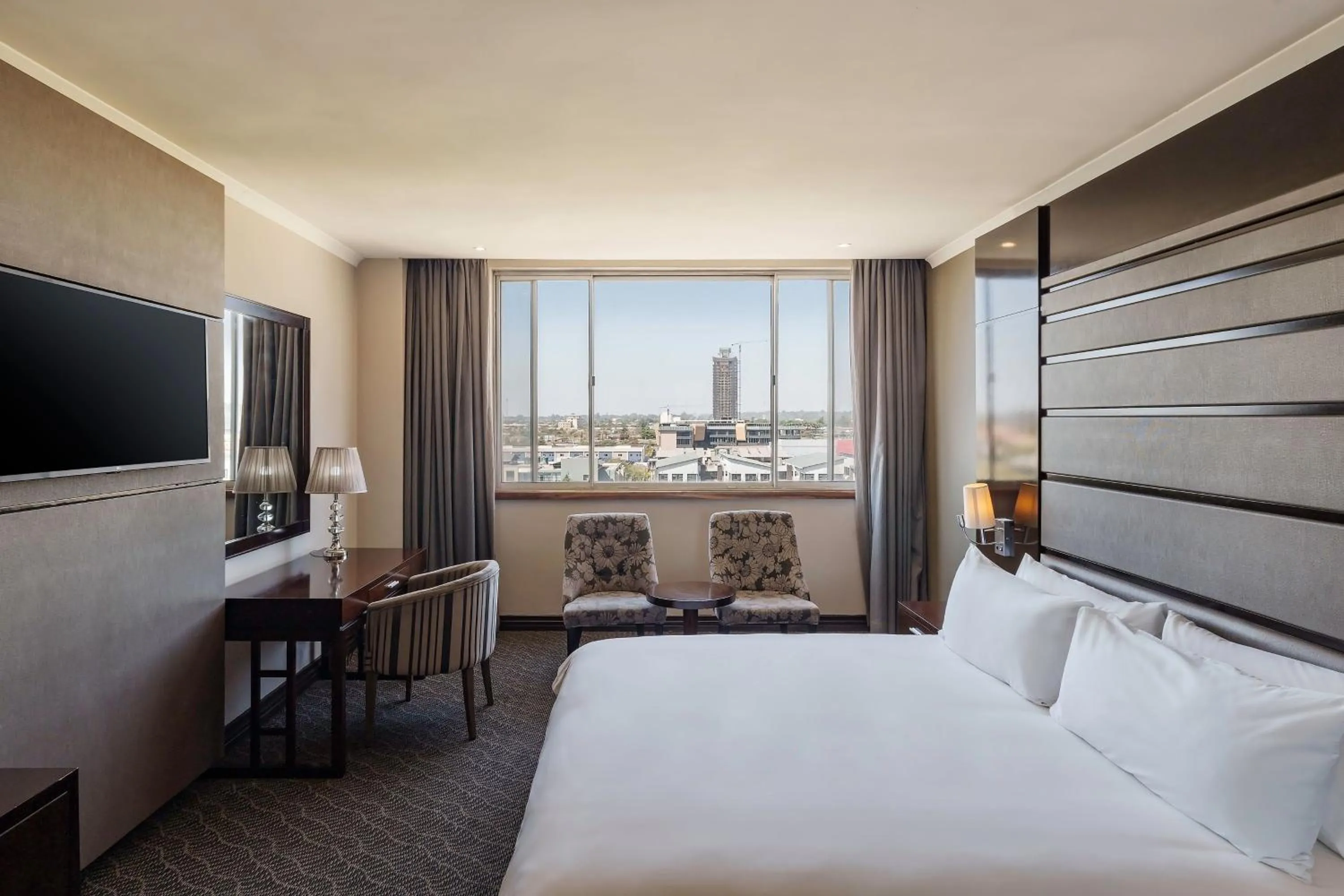 Photo of the whole room, Bed in Protea Hotel by Marriott Lusaka Tower