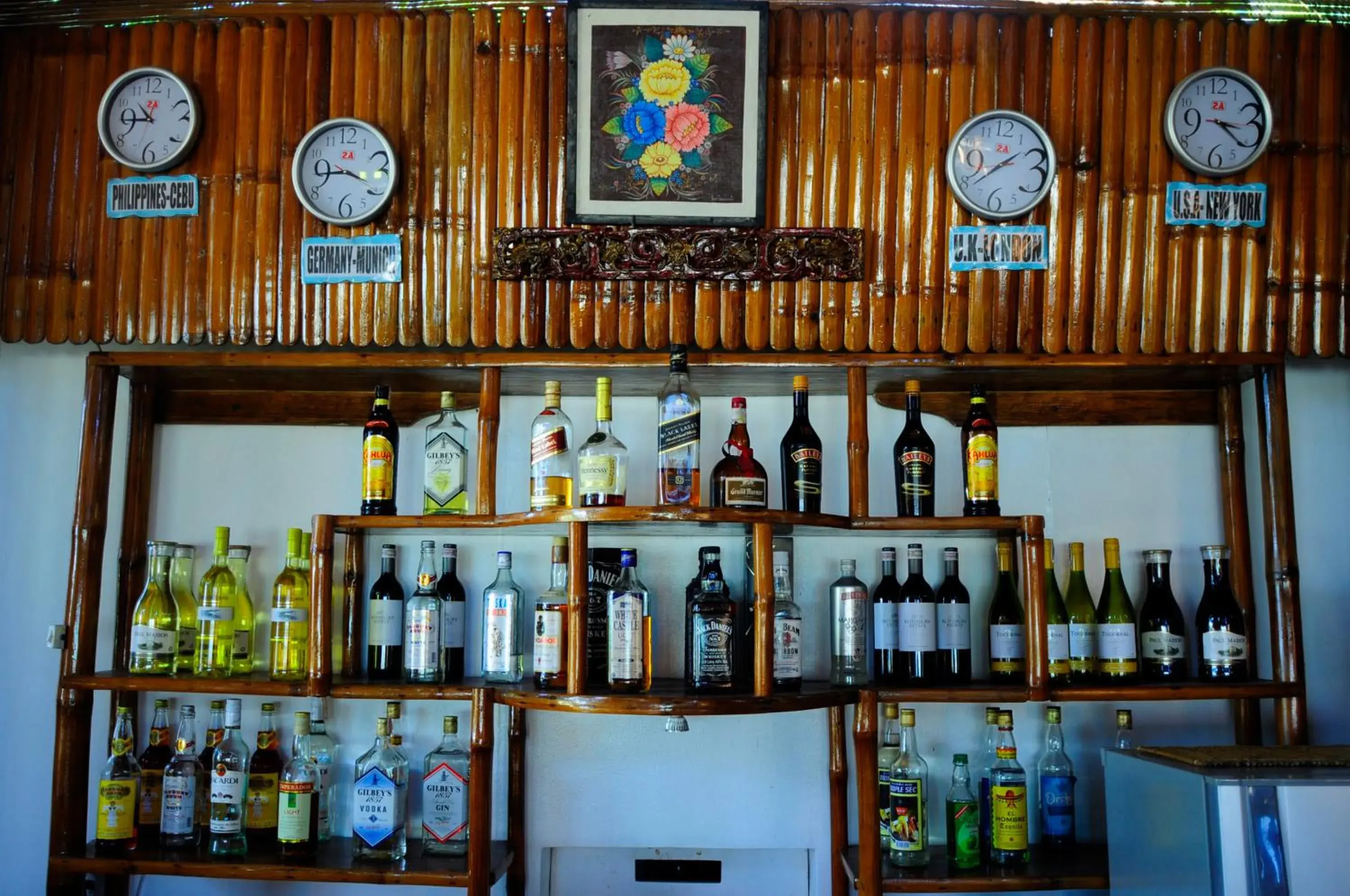 Lounge or bar in The Coral Blue Oriental Beach Villas and Suites Lounge or bar in The Coral Blue Oriental Beach Villas and Suites