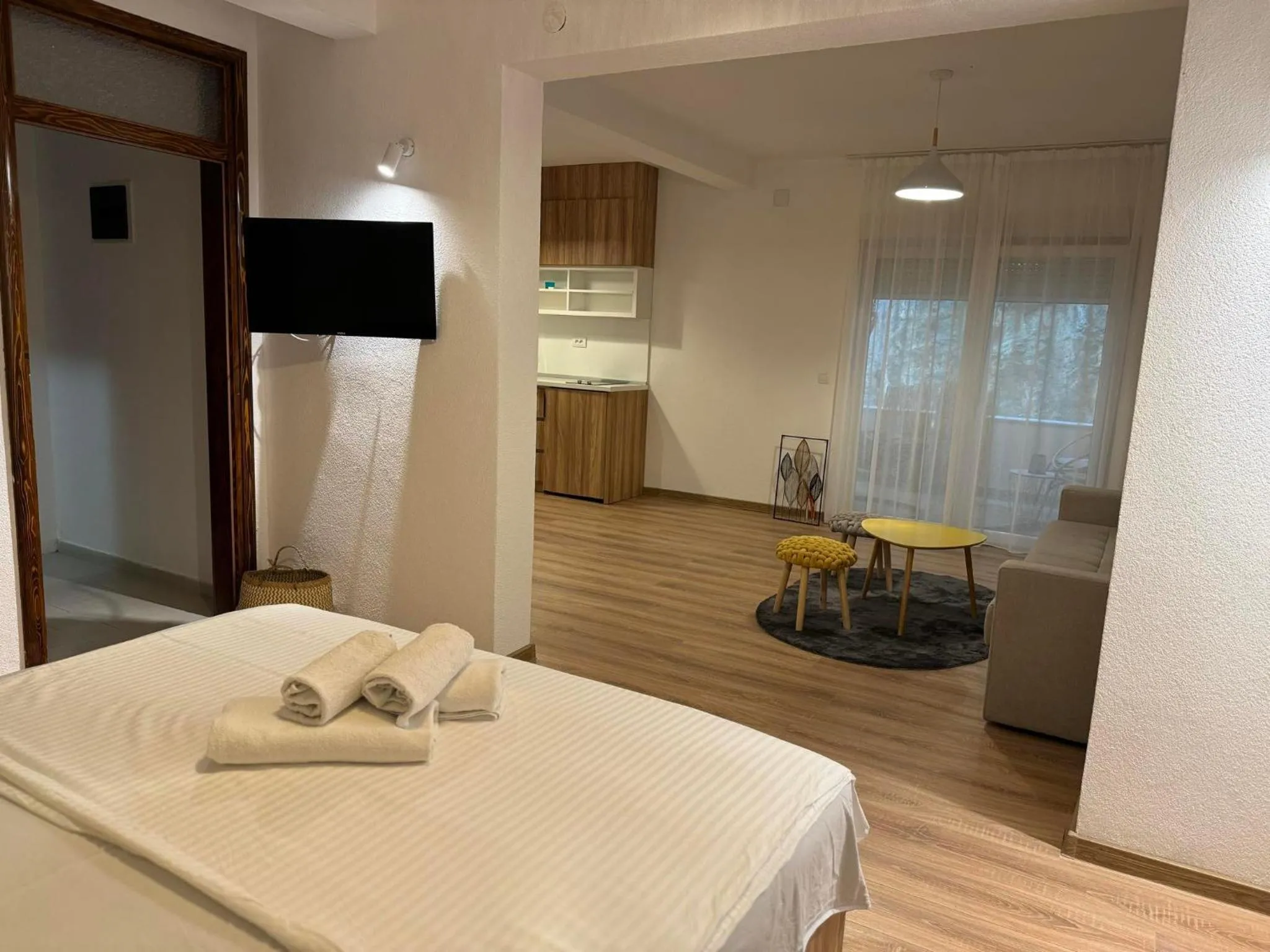 Bed in Apartments Casa Pineta