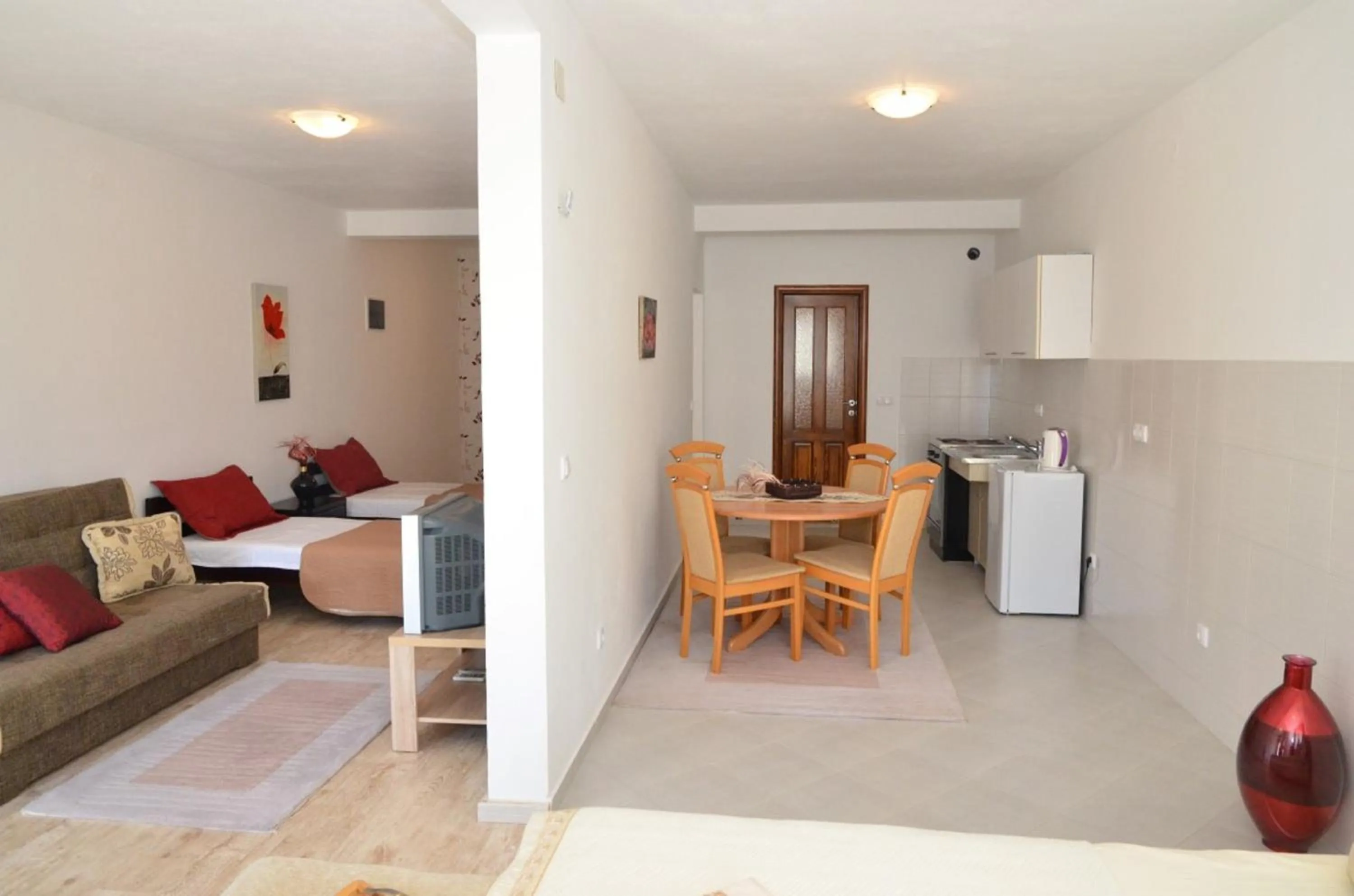 Dining area in Apartments Casa Pineta