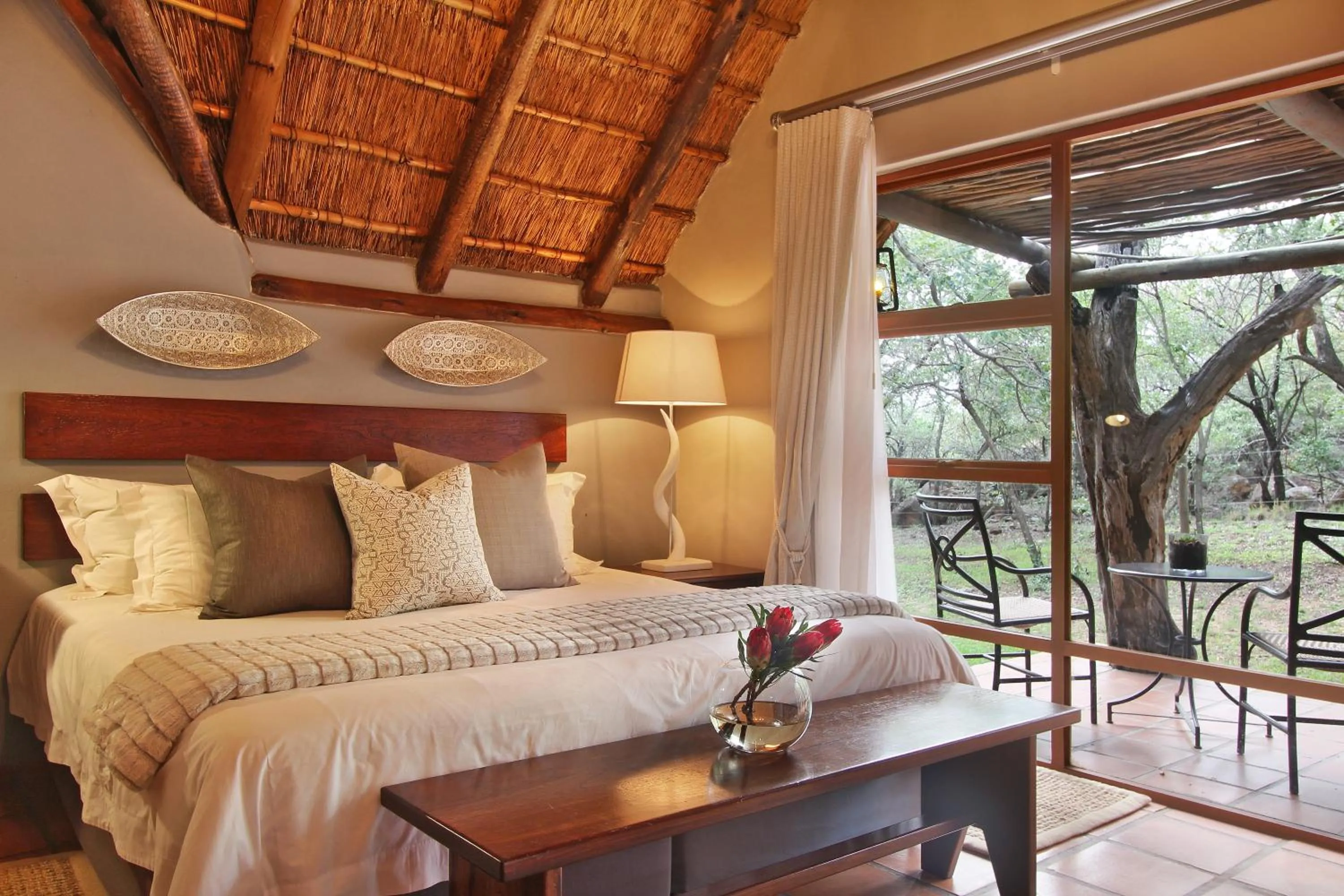 Bedroom, Bed in Itaga Luxury Private Game Lodge