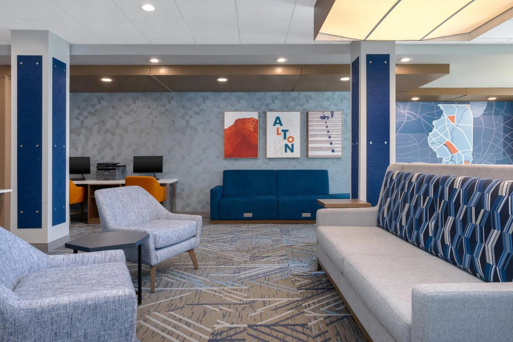 Property building in Holiday Inn Express & Suites Alton St Louis Area by IHG