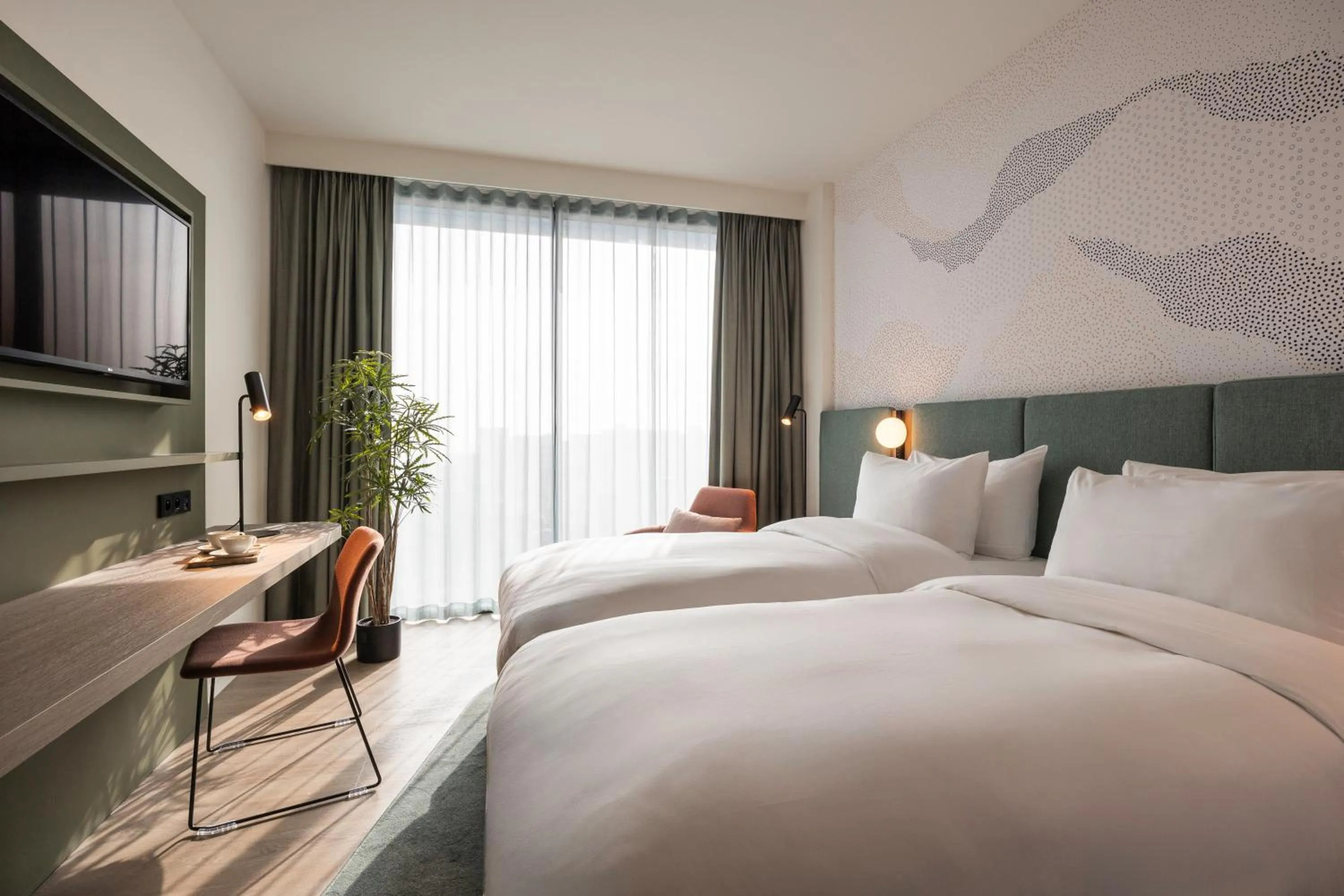 Photo of the whole room, Bed in voco Brussels City North by IHG