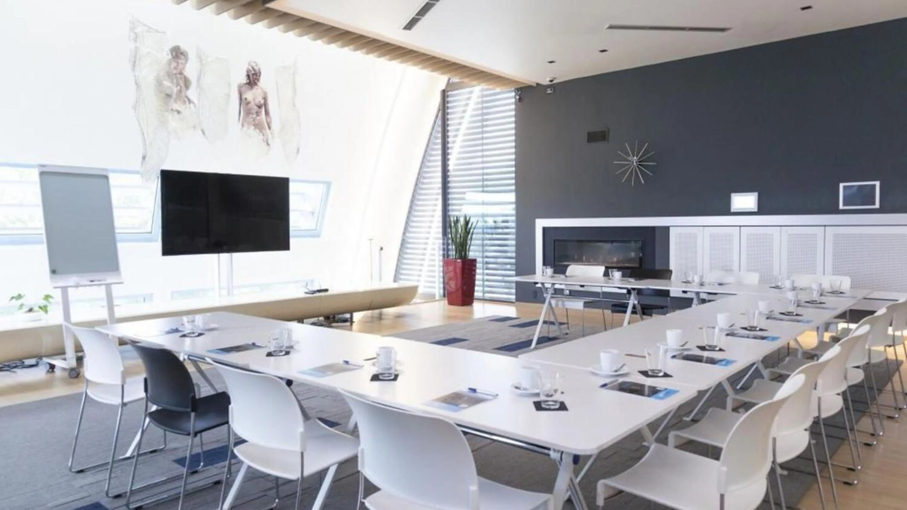 Meeting/conference room in voco Brussels City North by IHG