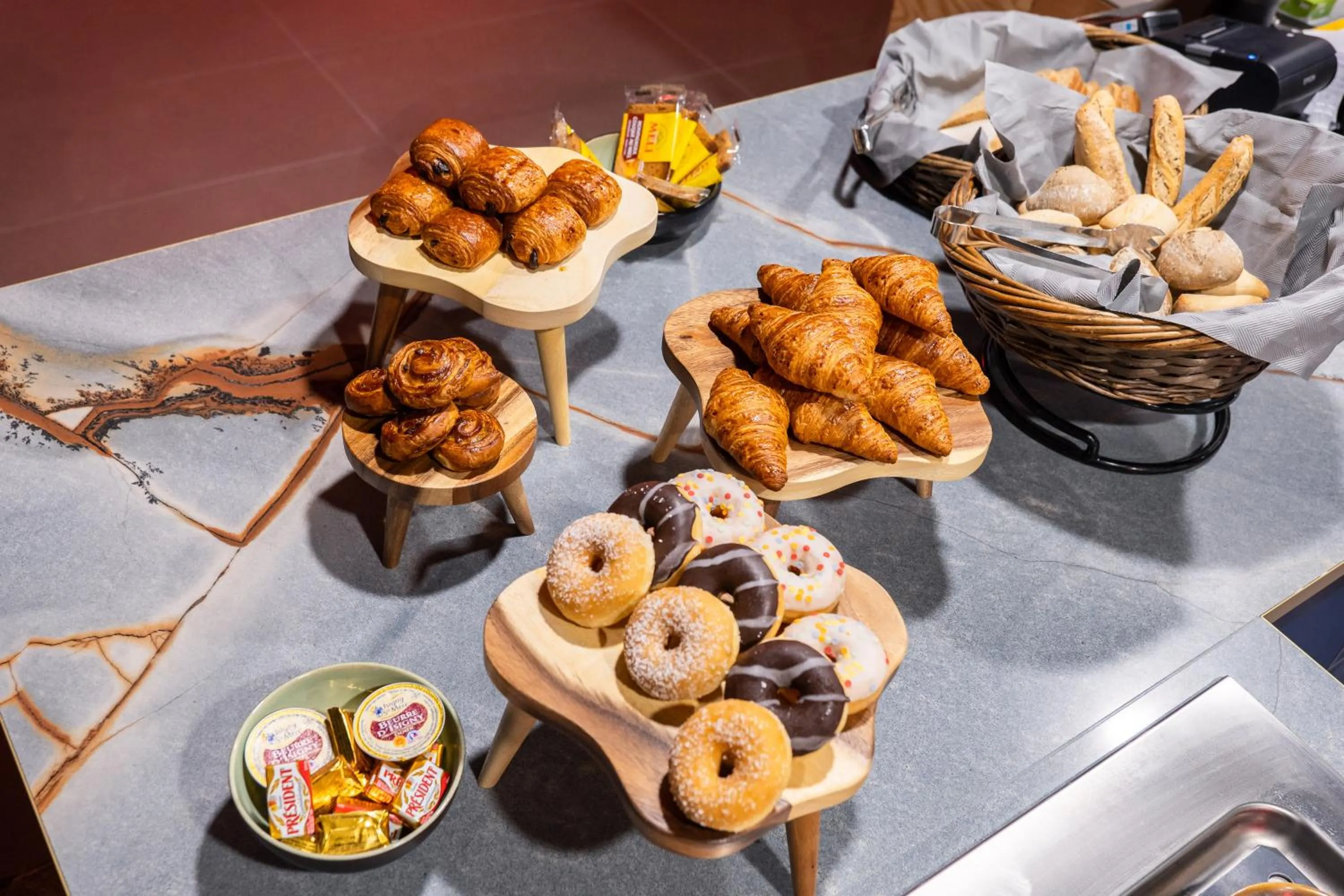 Breakfast in voco Brussels City North by IHG