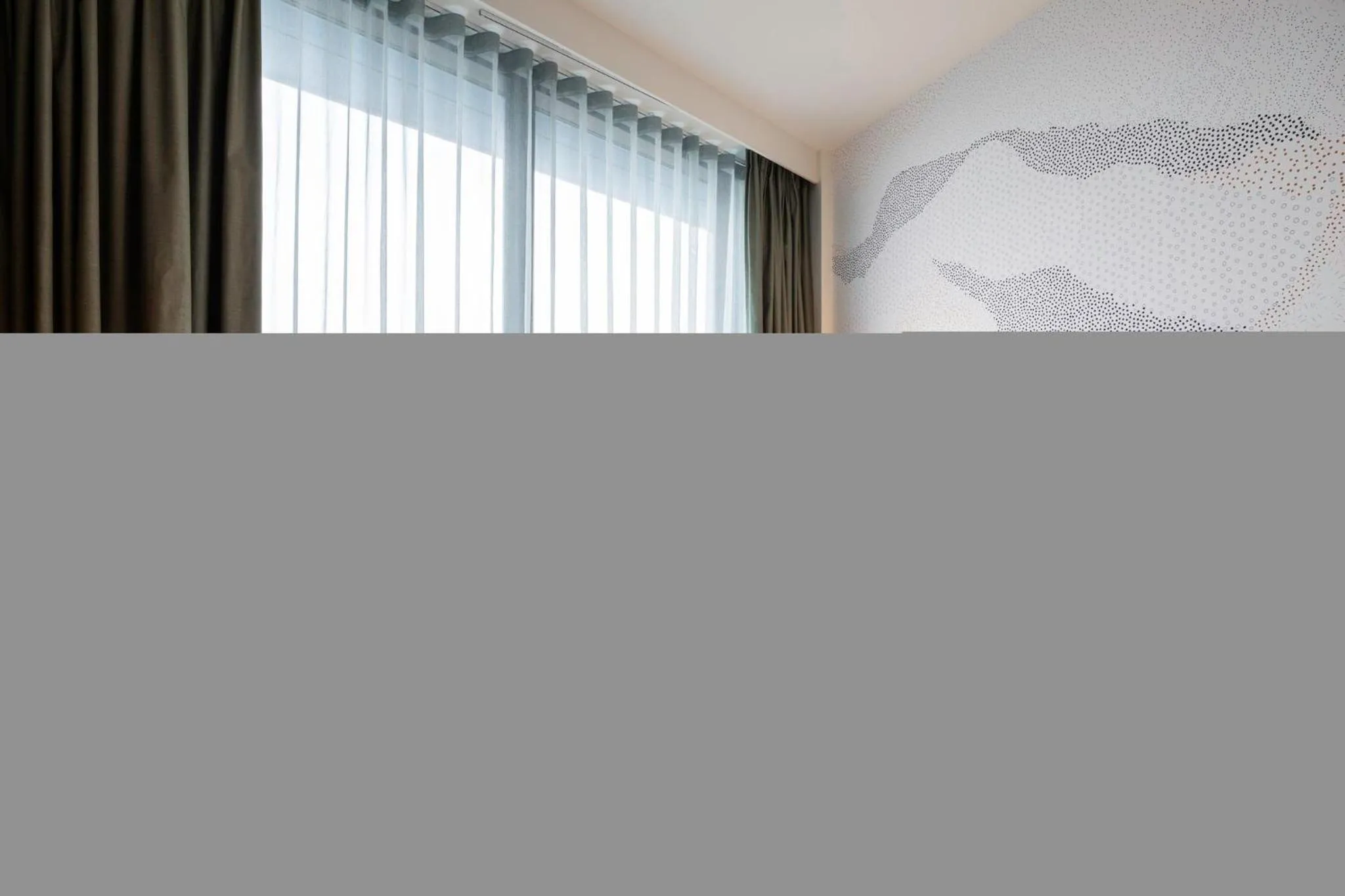 Photo of the whole room in voco Brussels City North by IHG