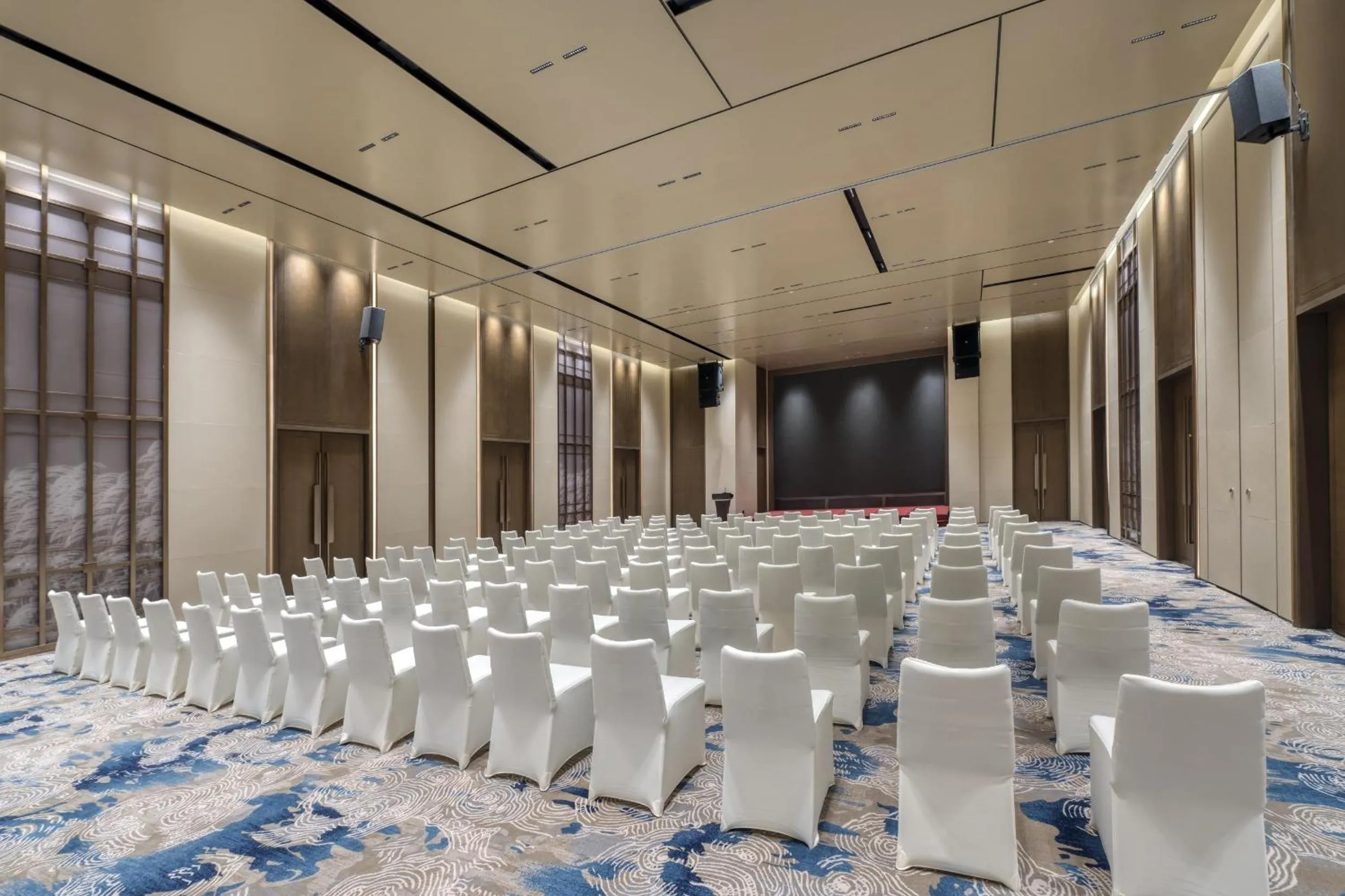 Banquet/Function facilities in voco Xiong'An