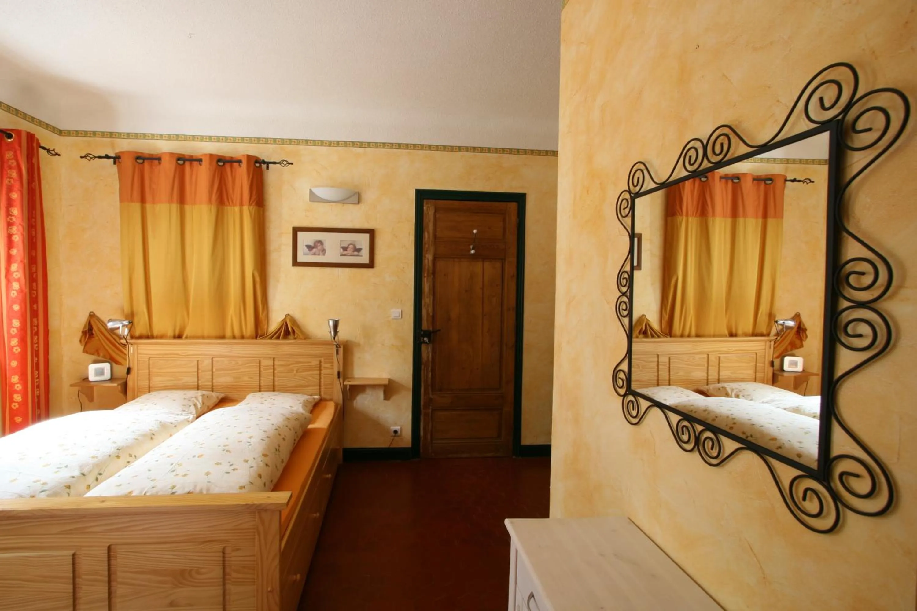 Bedroom in La Villa du Parc