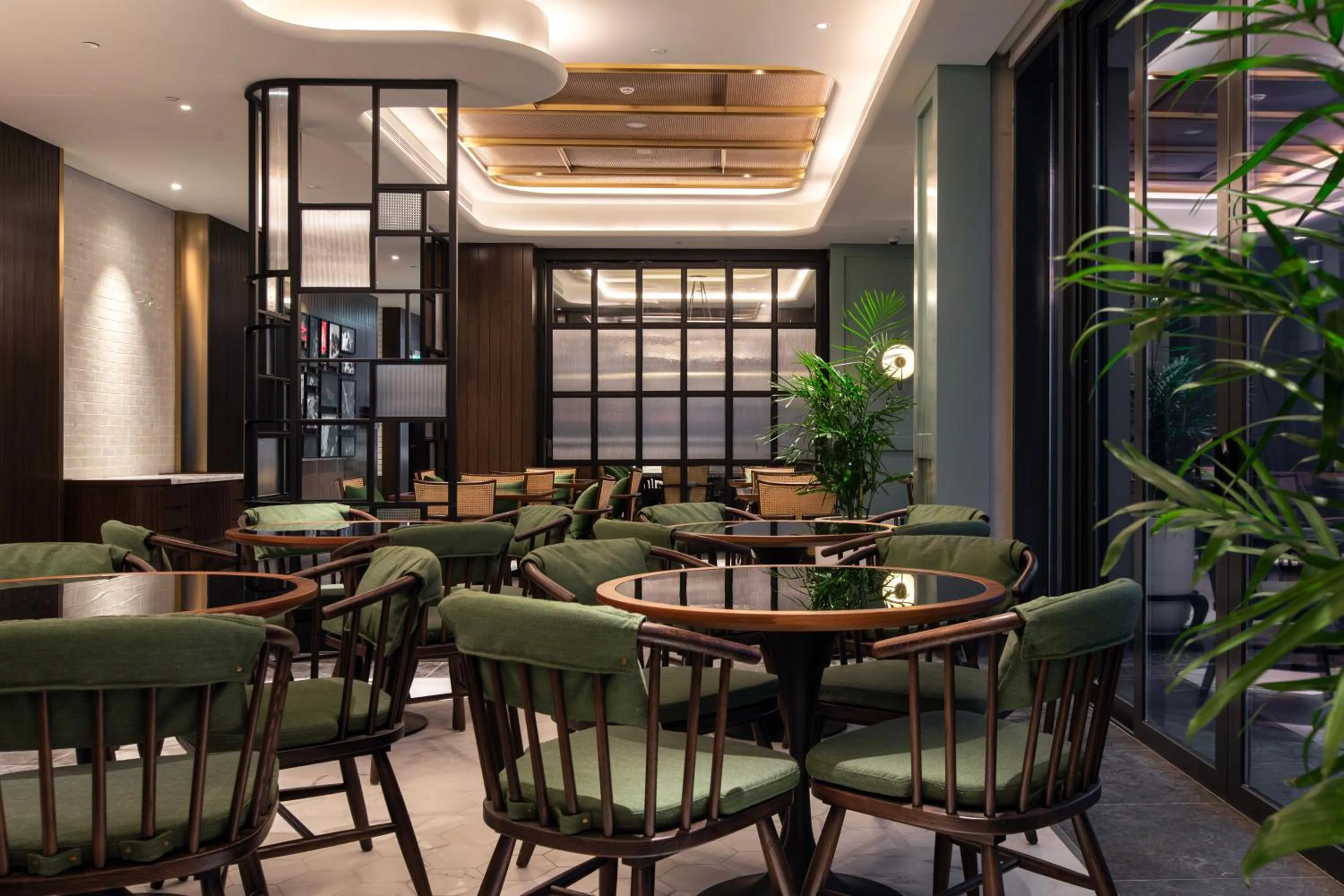 Restaurant/places to eat in Hotel Indigo Kuala Lumpur on the Park by IHG