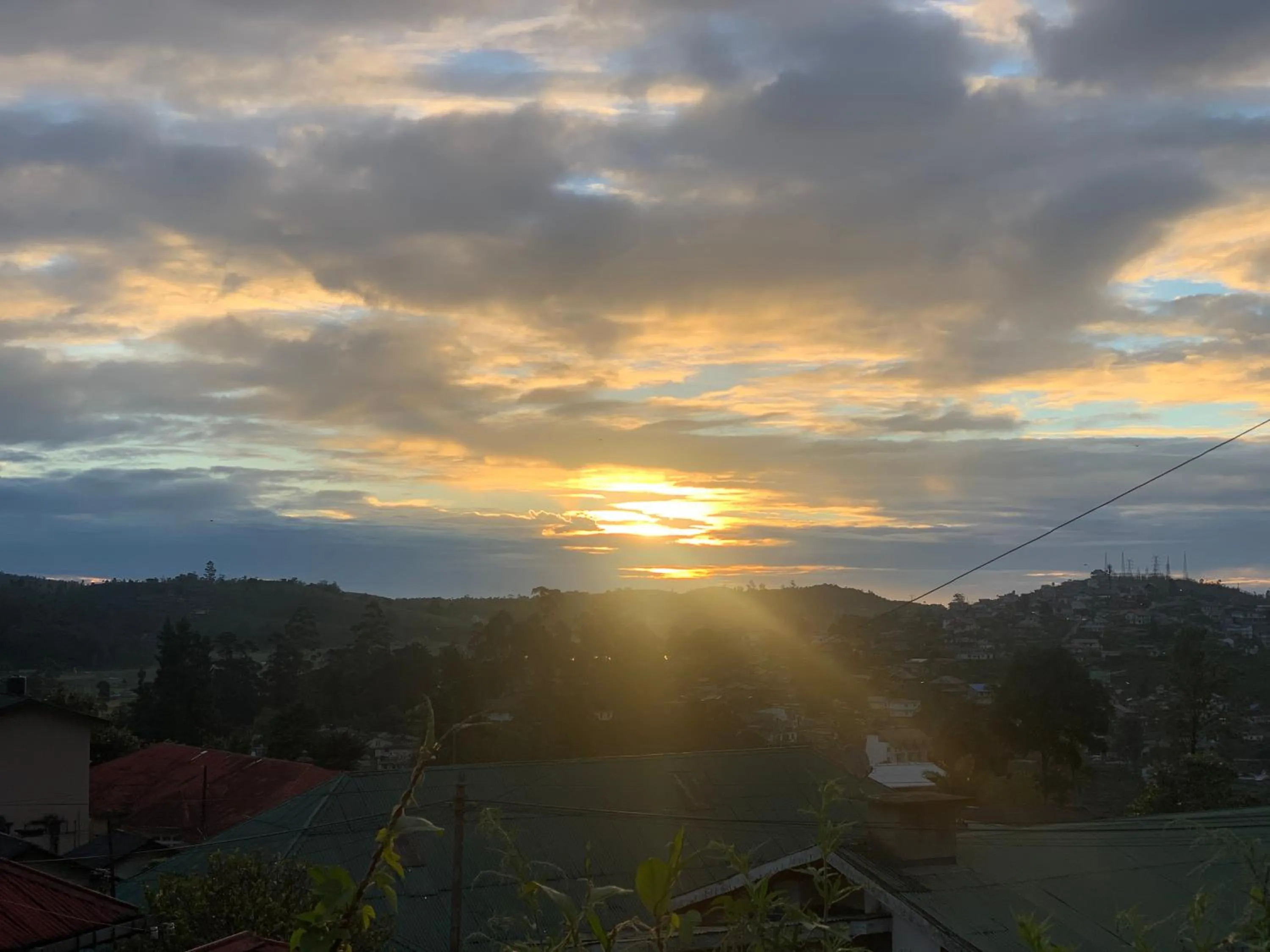 Sunrise in Heaven Seven Nuwara Eliya