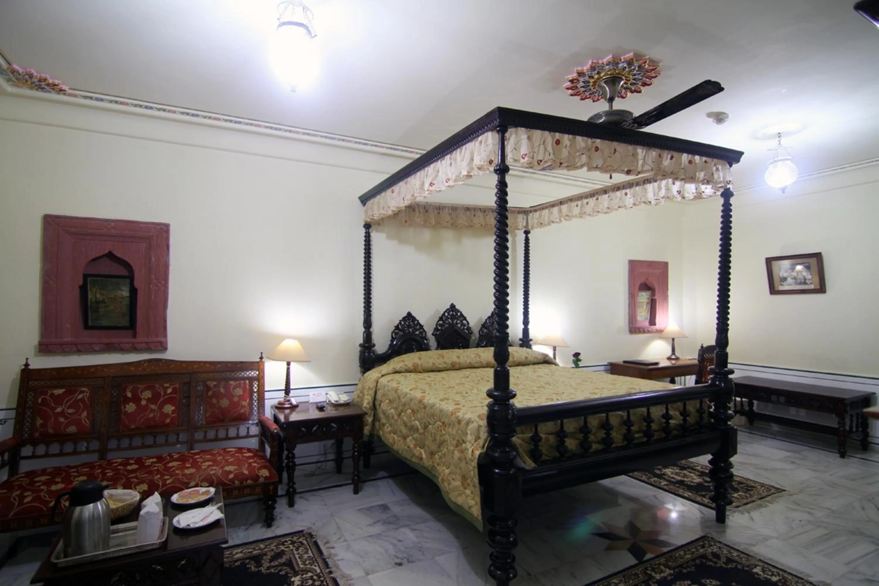 Bedroom, Bed in Jagat Palace