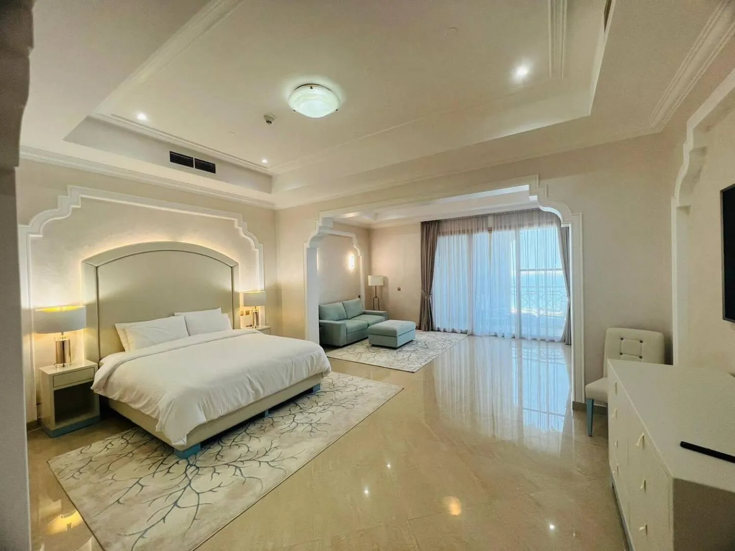 Bed in I Like Al Hamra Palace - Elite Beach & Golf Resort Private Suites