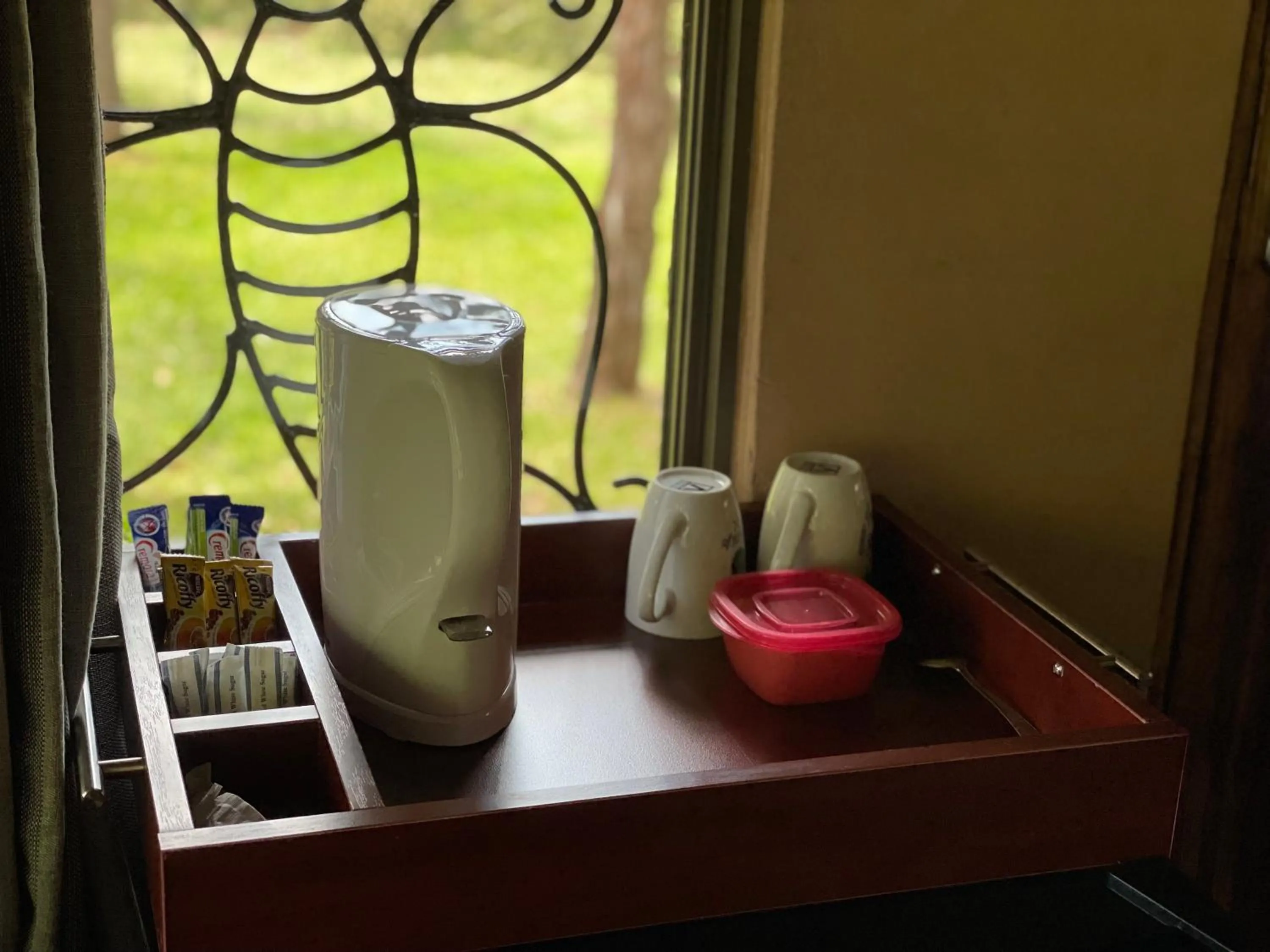 Coffee/tea facilities in Maramba River Lodge