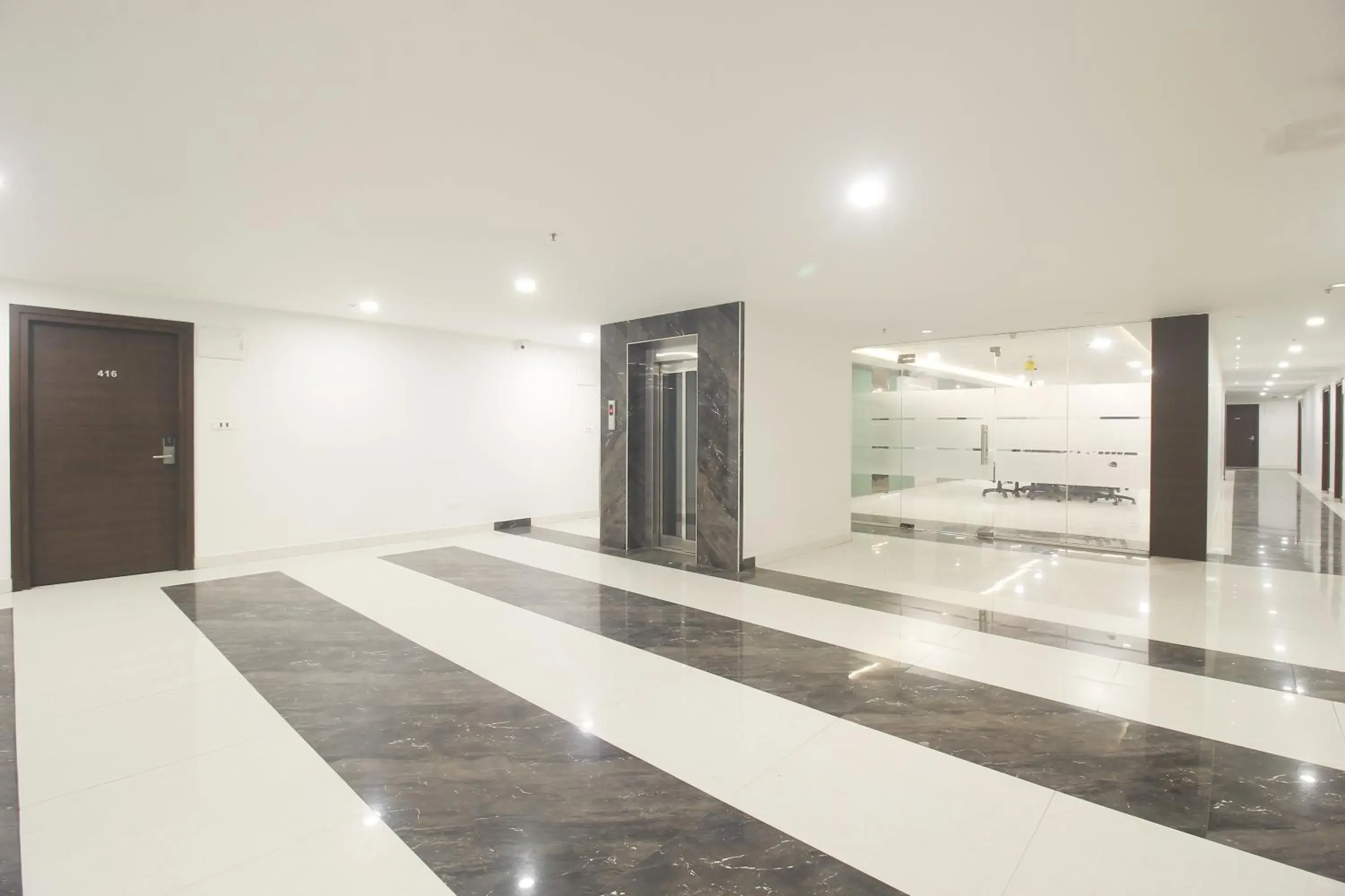 Property building in Hotel SSR GRAND Property building in Hotel SSR GRAND