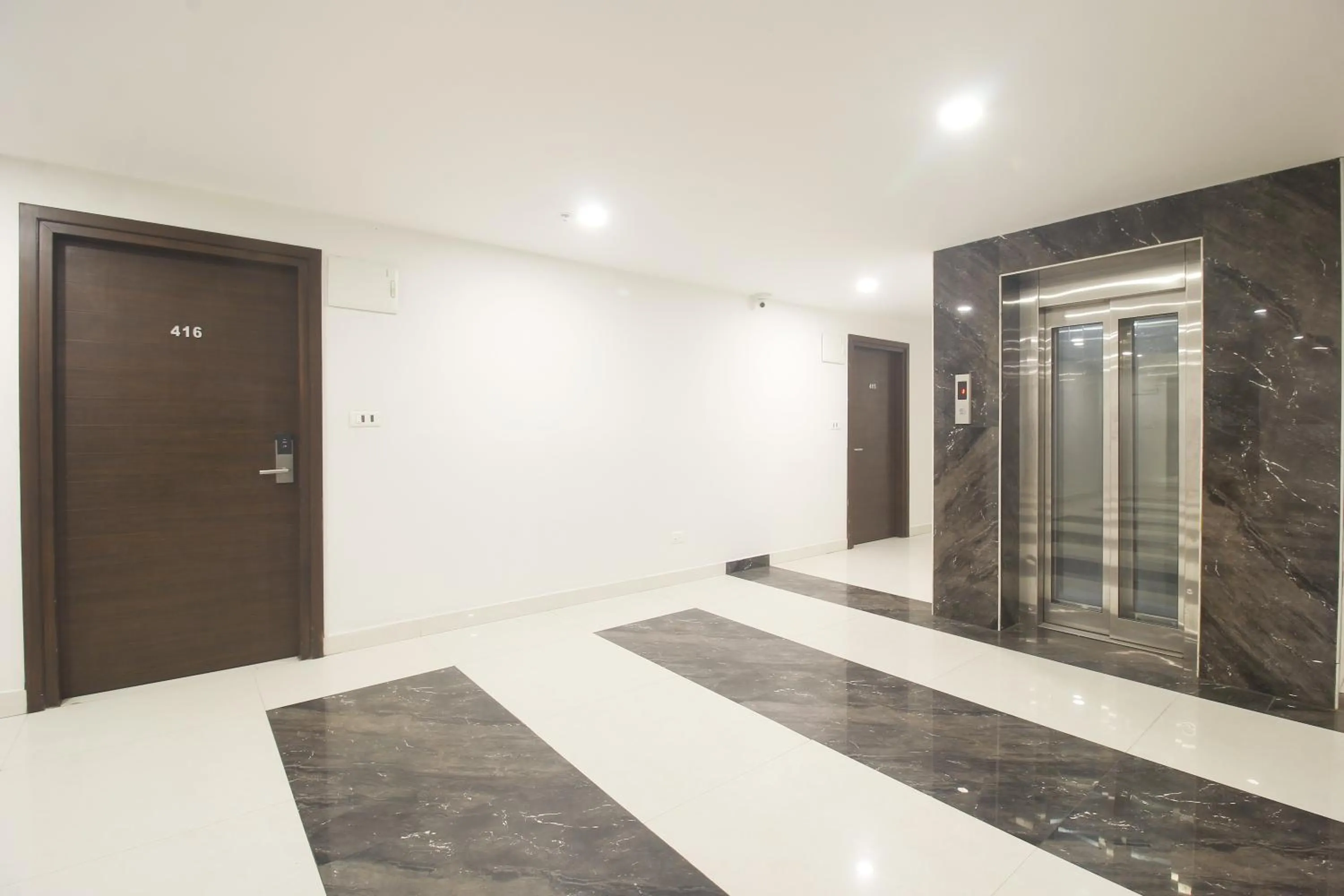 Property building in Hotel SSR GRAND