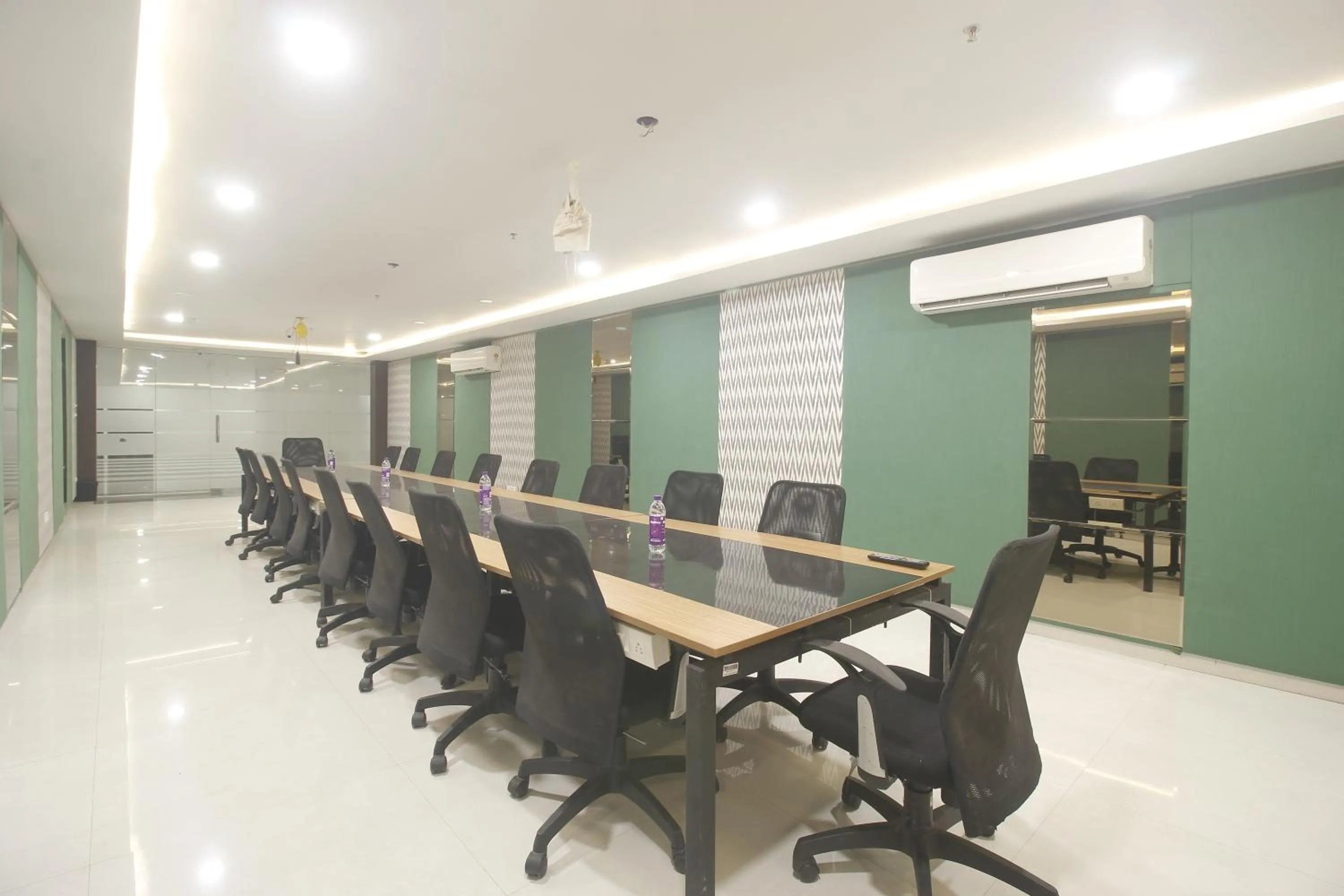 Meeting/conference room in Hotel SSR GRAND