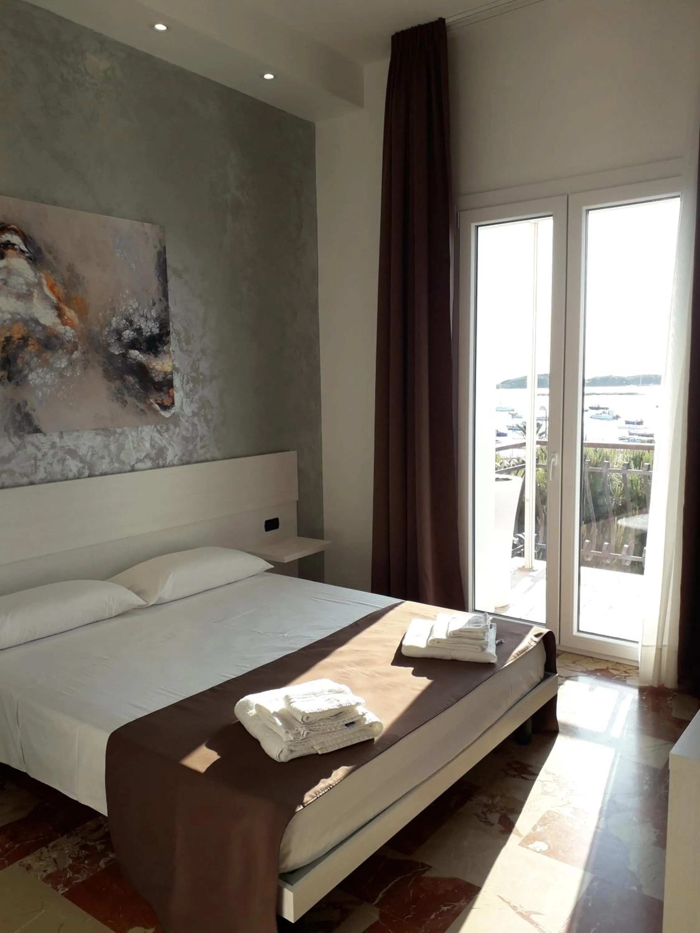 Photo of the whole room, Bed in B&B L'Isola