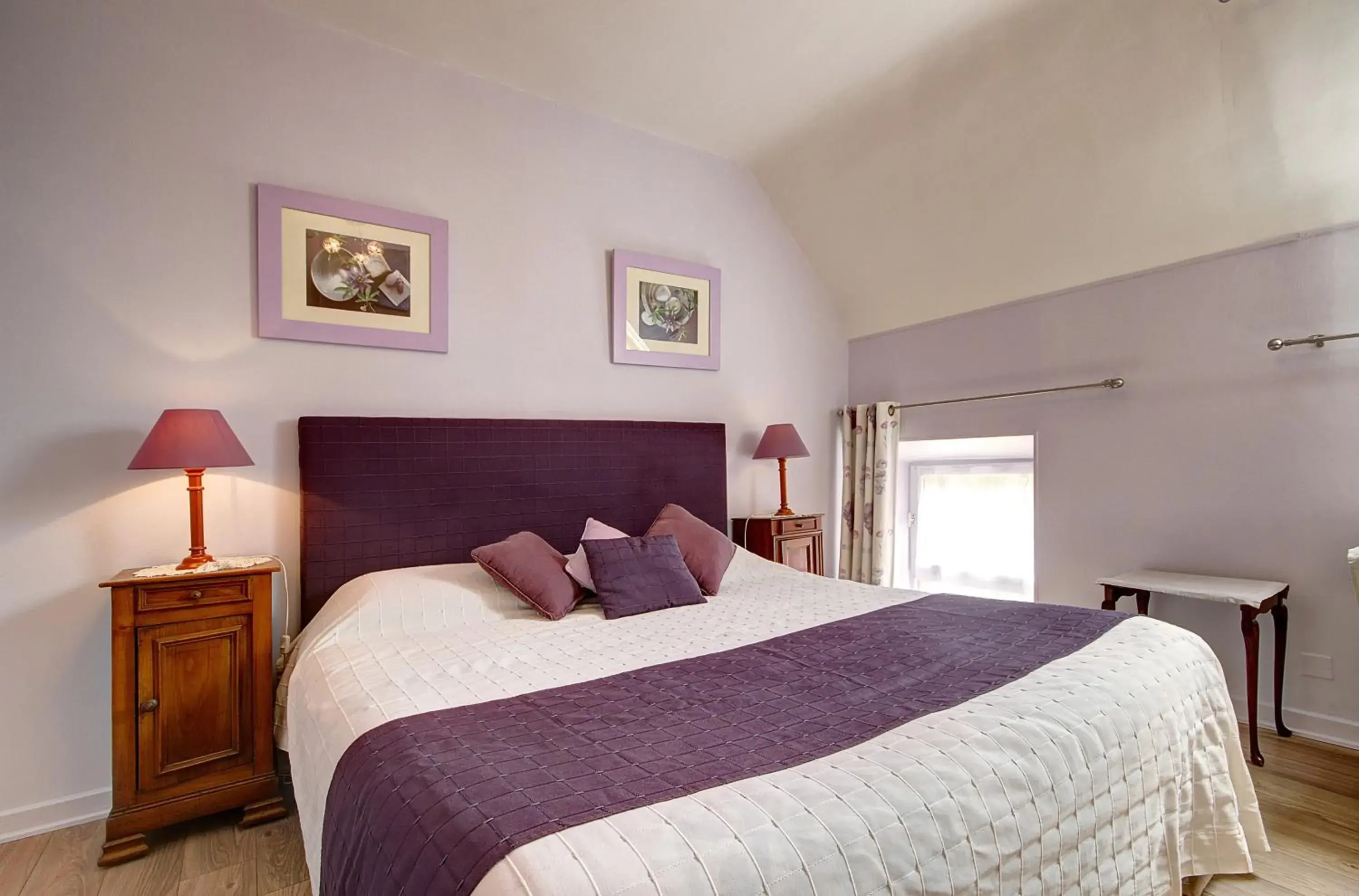 Small Double Room in A la Ferme de Kervihern Small Double Room in A la Ferme de Kervihern