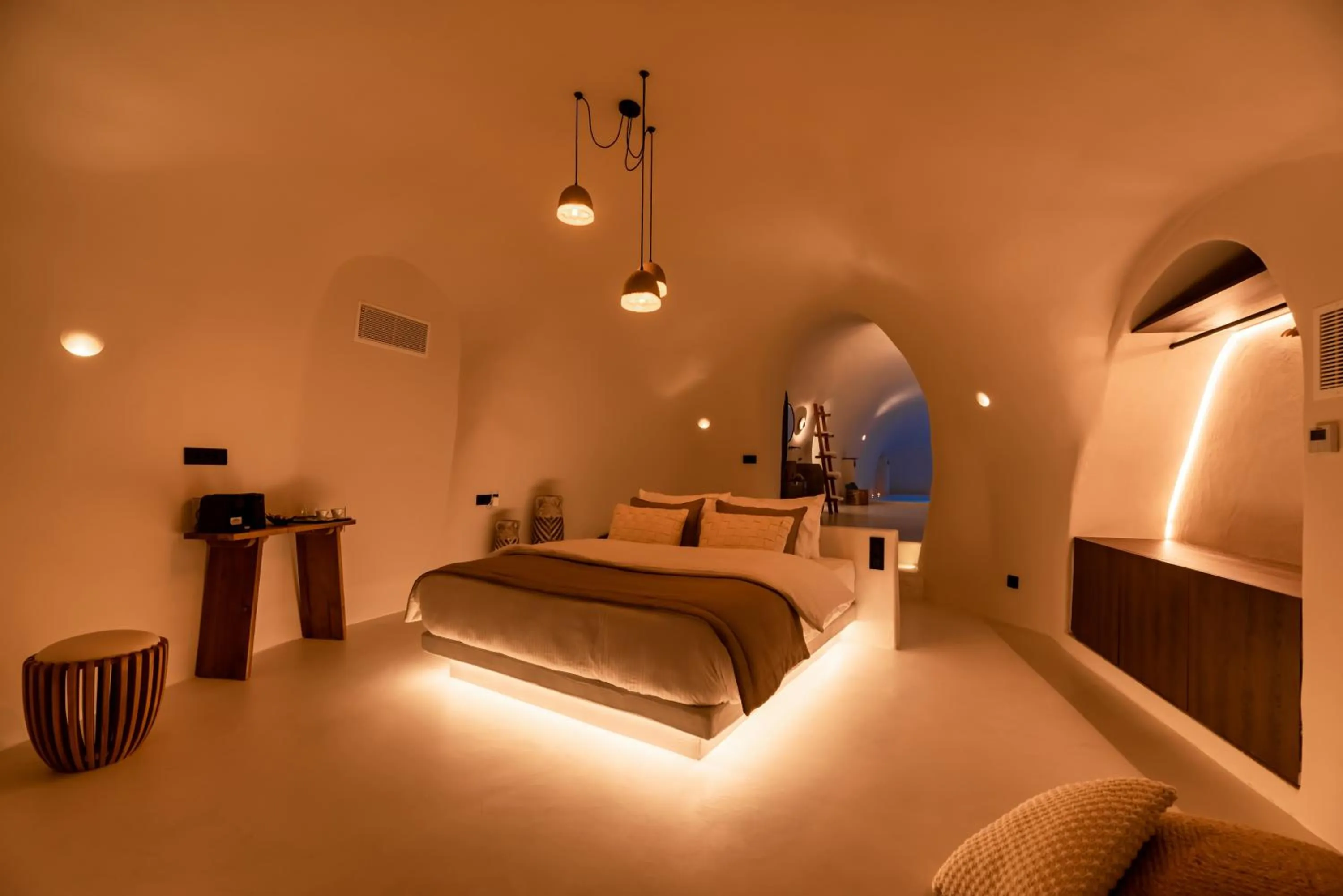 Bed in Twenty One Suites