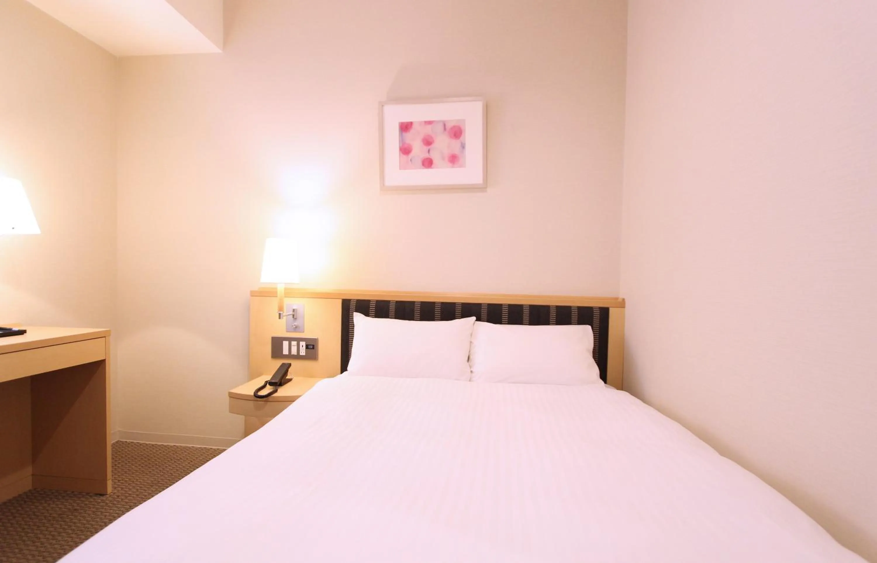 Photo of the whole room, Bed in KOKO HOTEL Sendai Station West