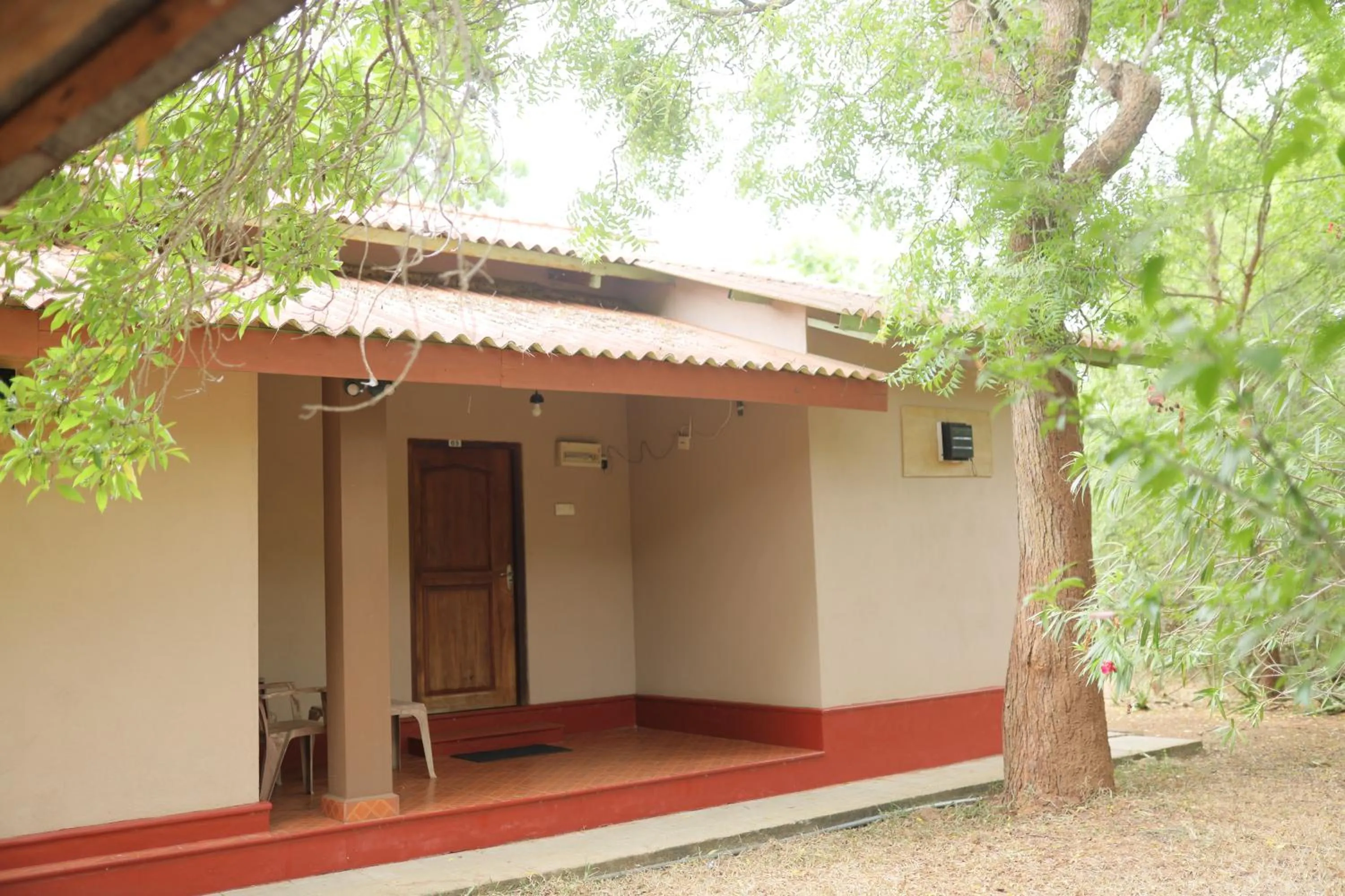 Property building in Dilsara Holiday Resort Wilpattu