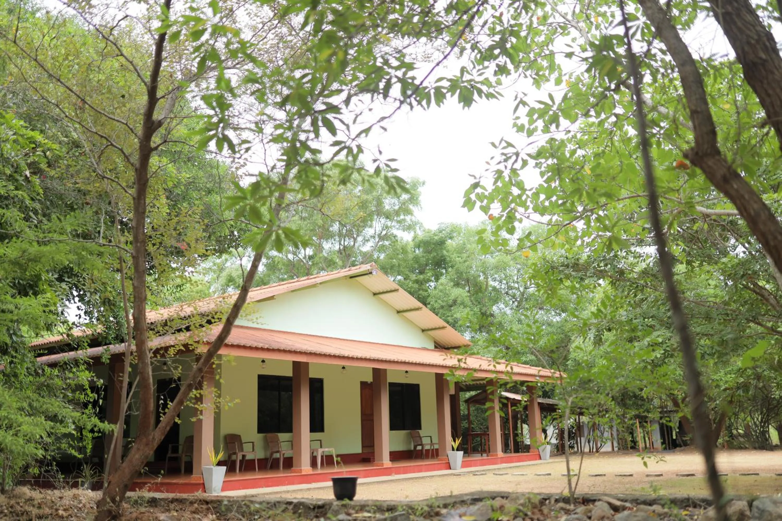 Garden, Property Building in Dilsara Holiday Resort Wilpattu