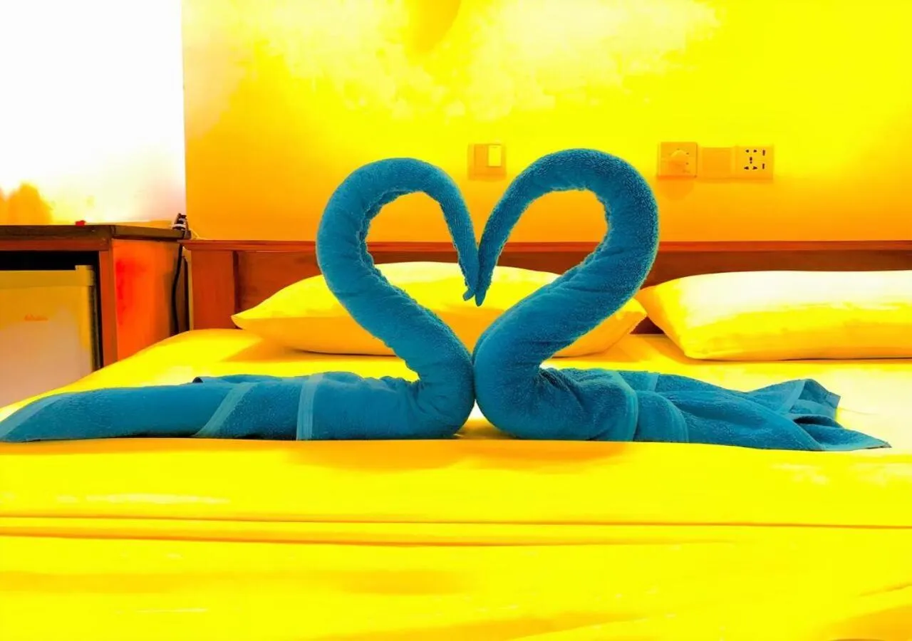 Bed in Mirissa Beach Inn