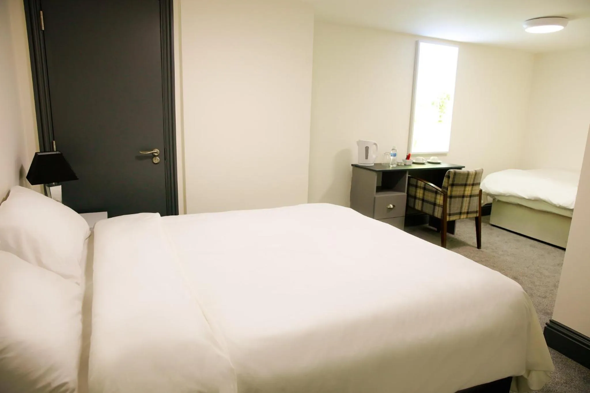 Photo of the whole room, Bed in The George Wright Boutique Hotel, Bar & Restaurant