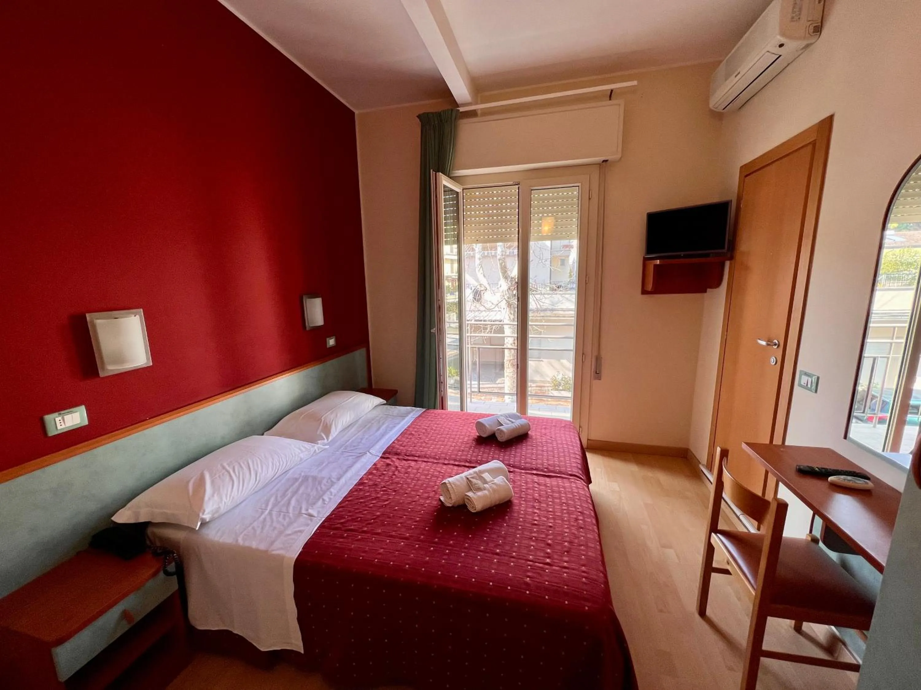 Bed in Hotel Villa Tina