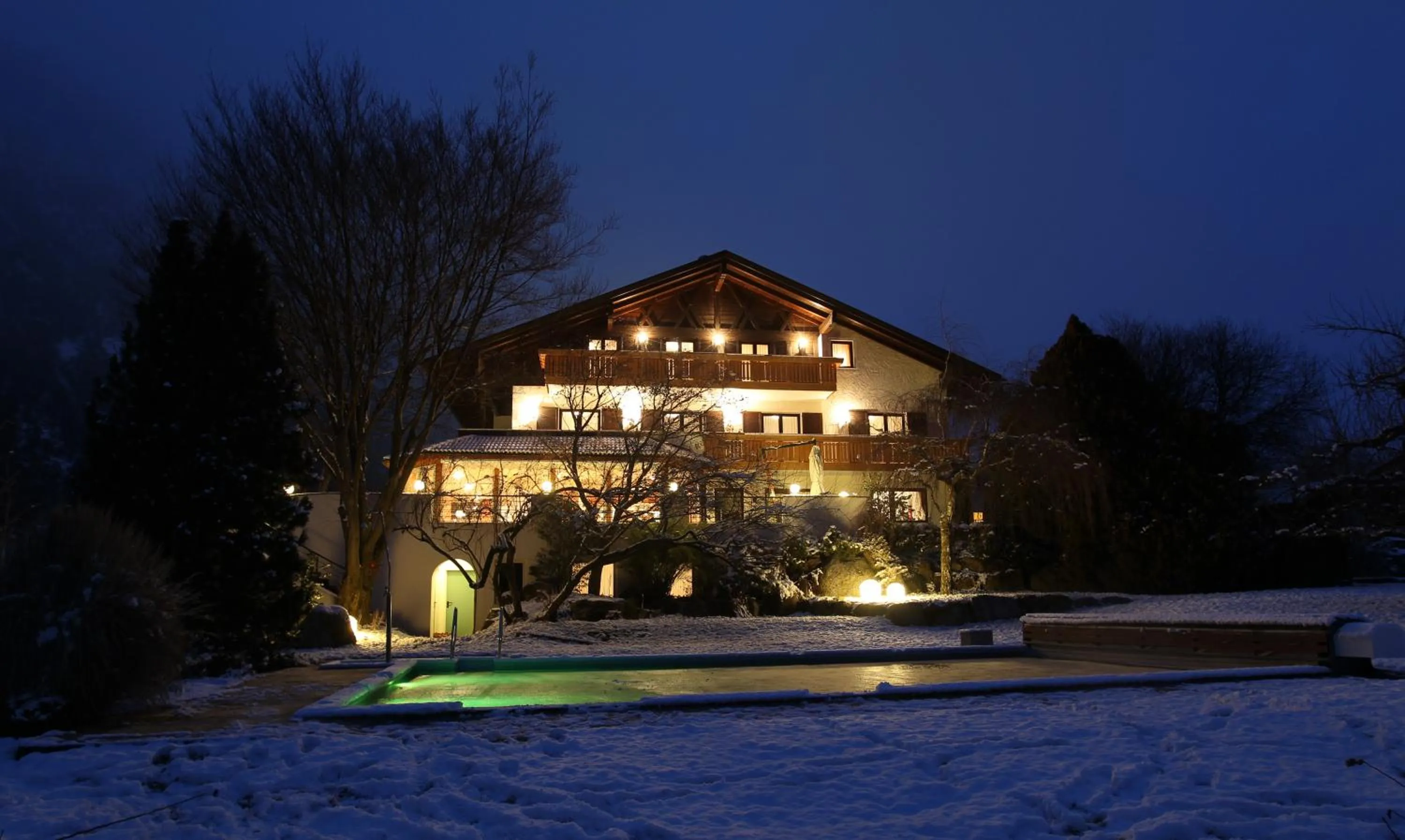 Facade/entrance in Garni Hotel Am Meilenstein