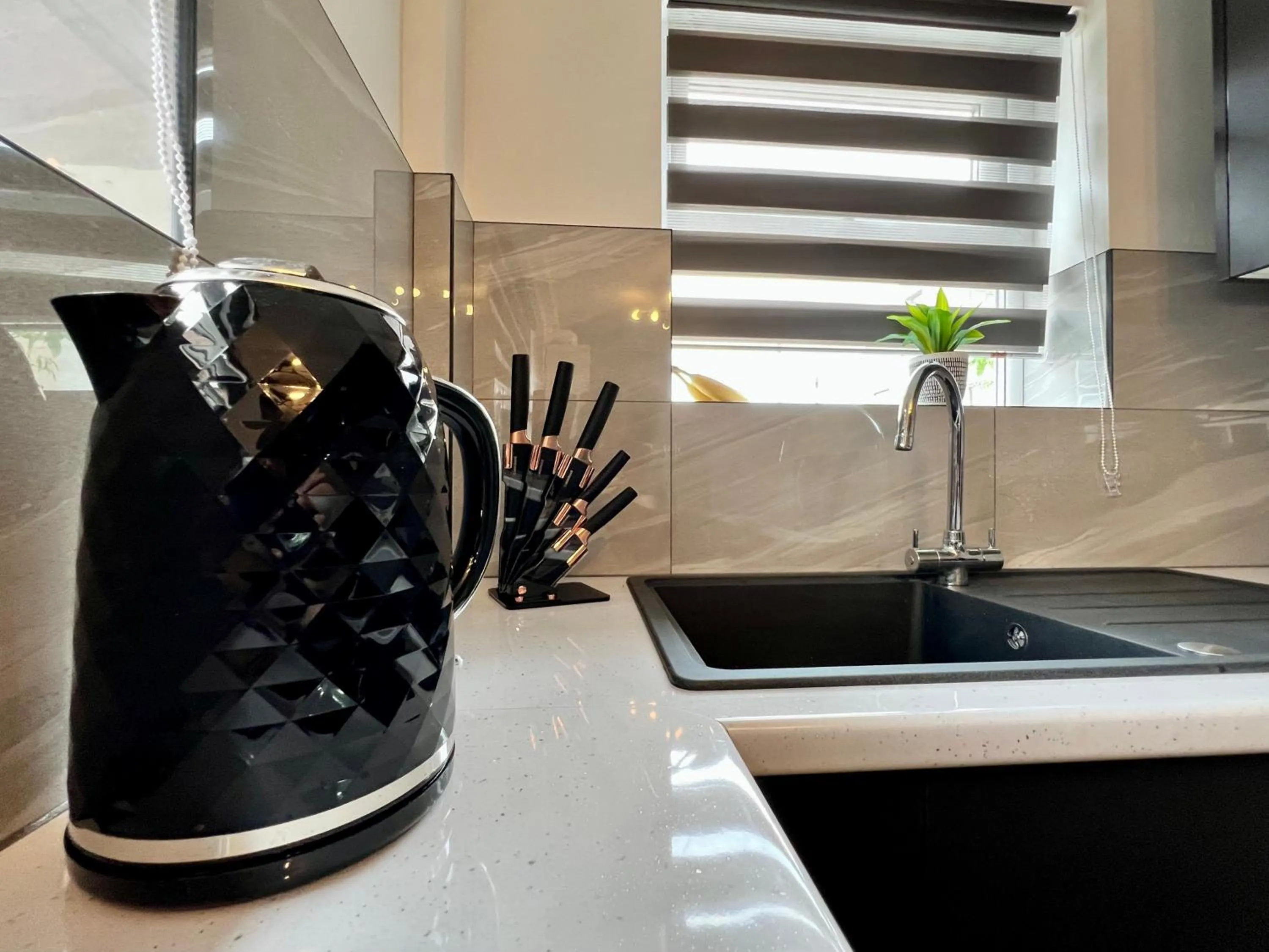 kitchen in Birkin House - Great for Contractors or Family Holidays