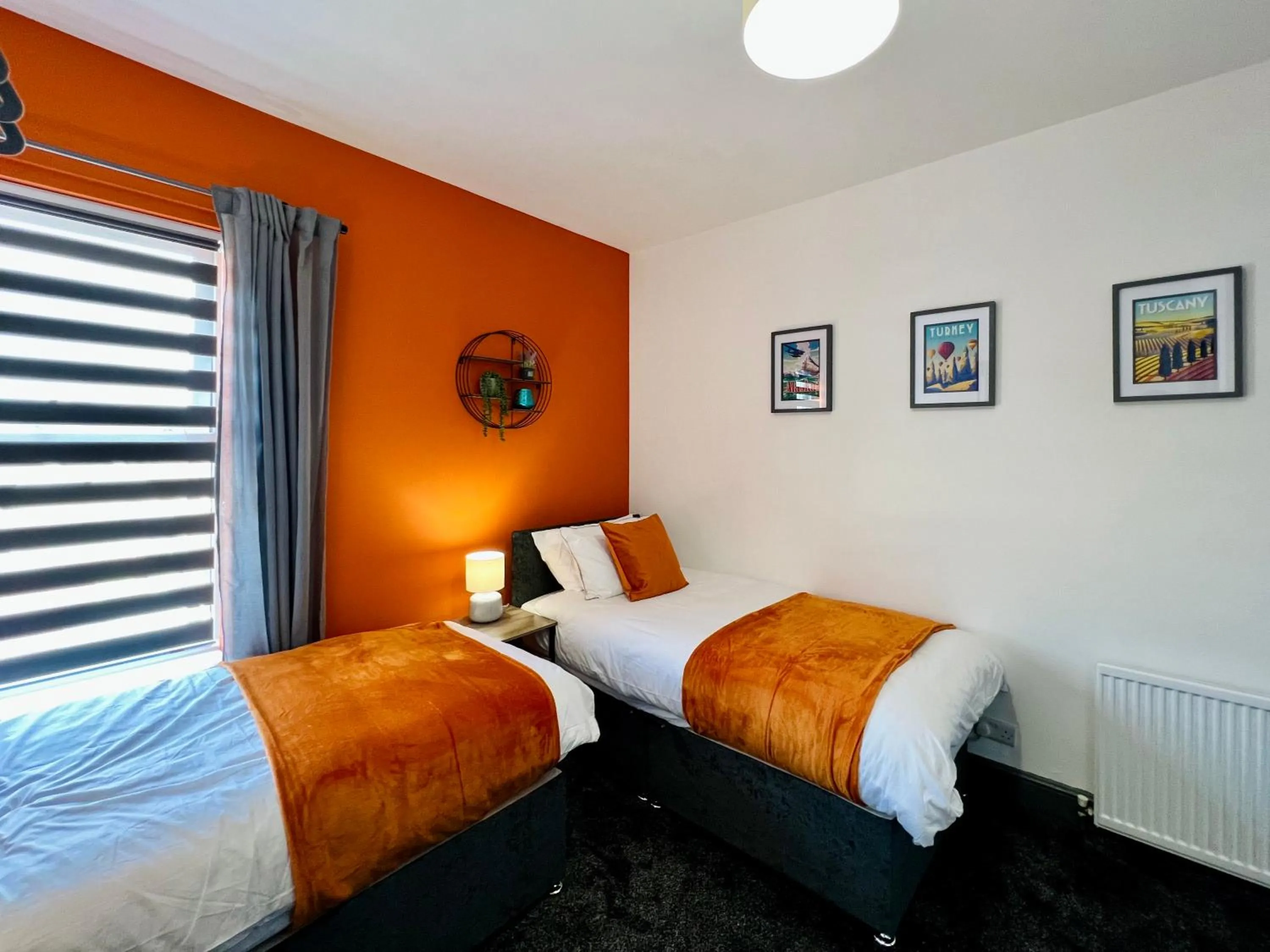 Bed in Birkin House - Great for Contractors or Family Holidays