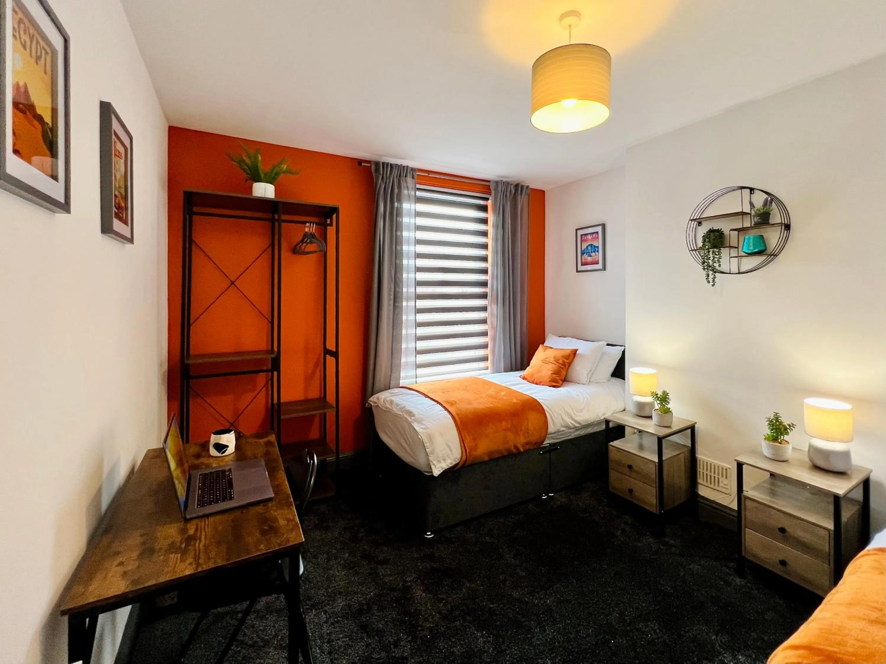 Bed in Birkin House - Great for Contractors or Family Holidays