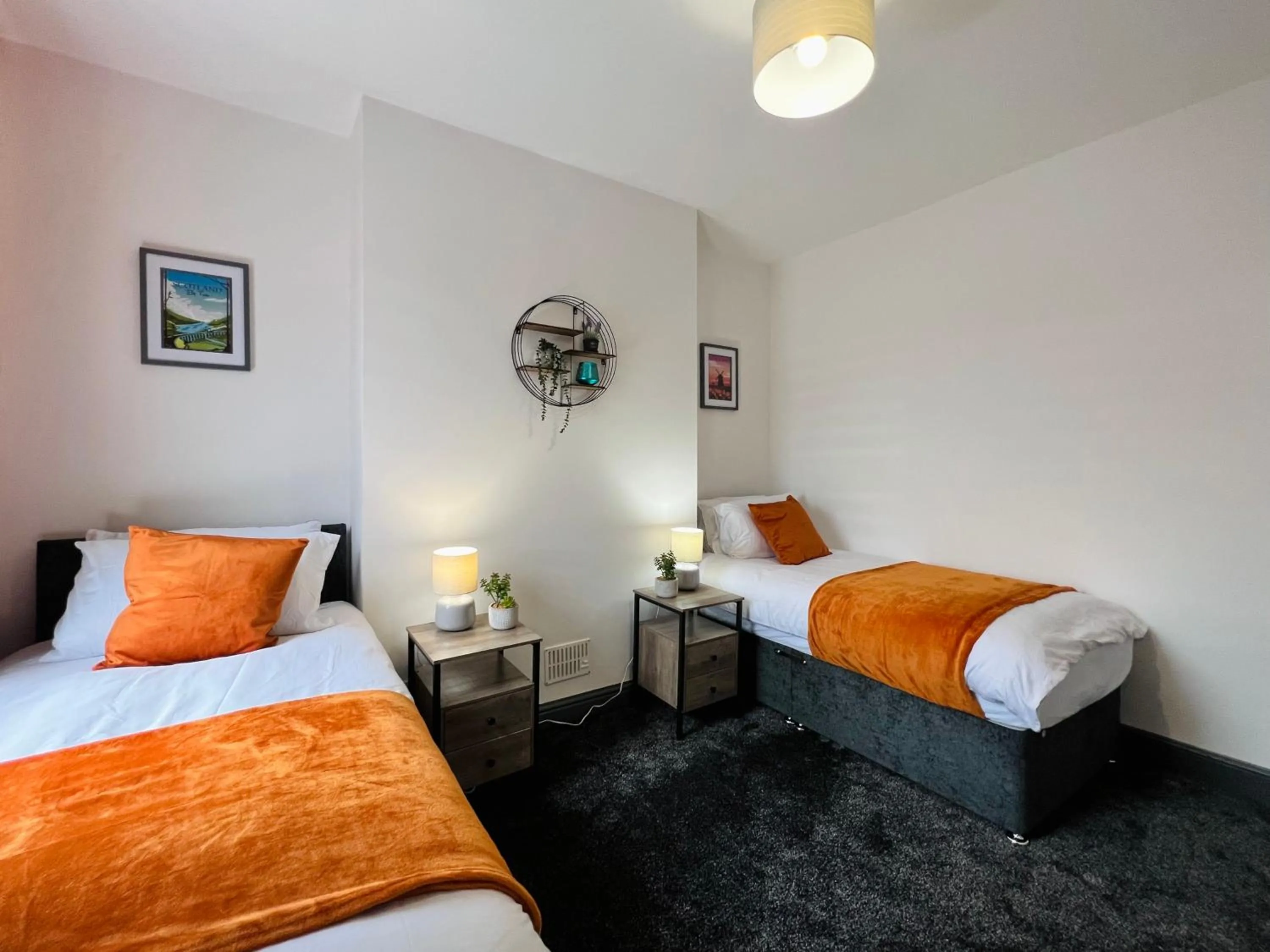 Bed in Birkin House - Great for Contractors or Family Holidays