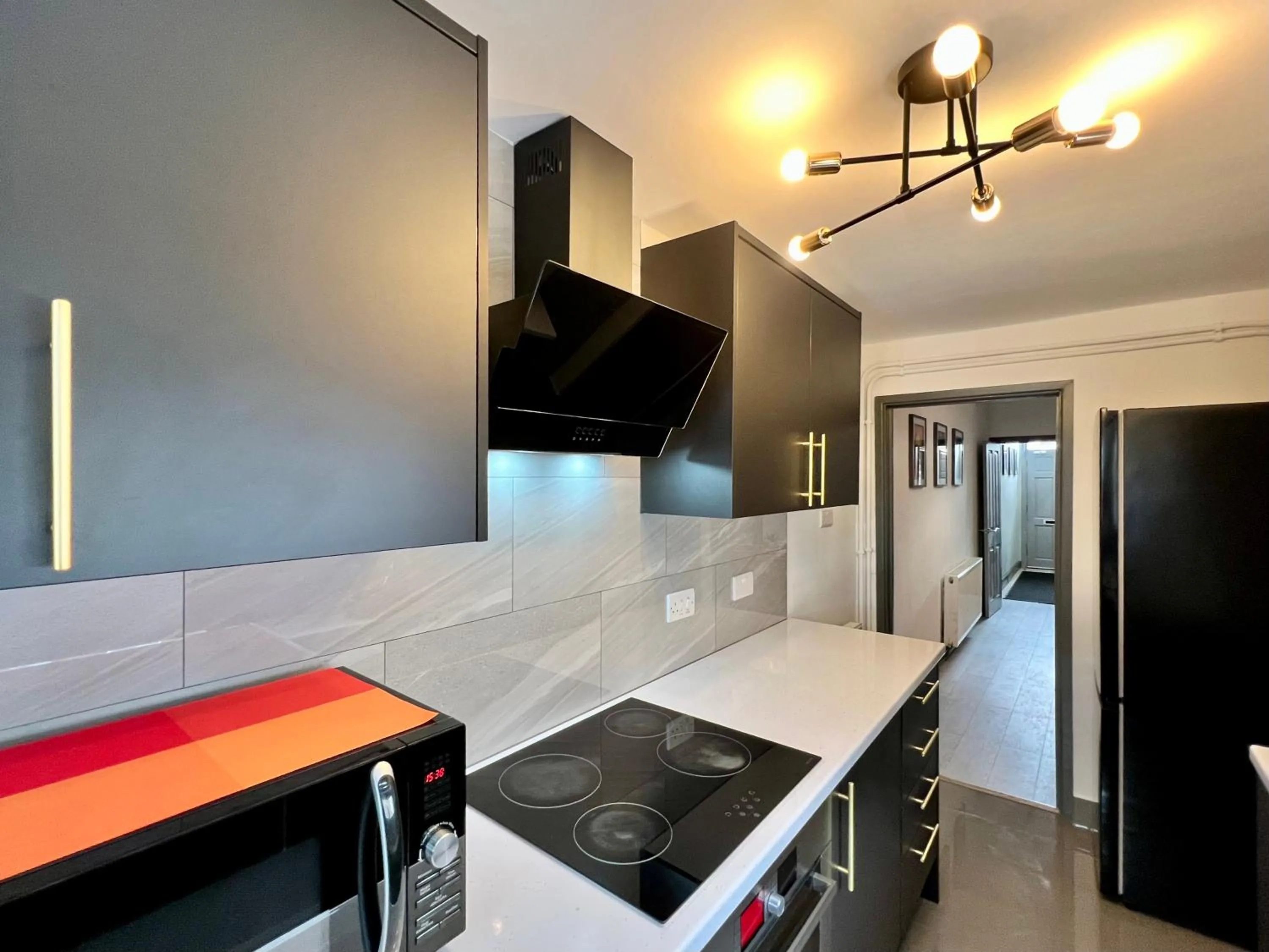 kitchen in Birkin House - Great for Contractors or Family Holidays