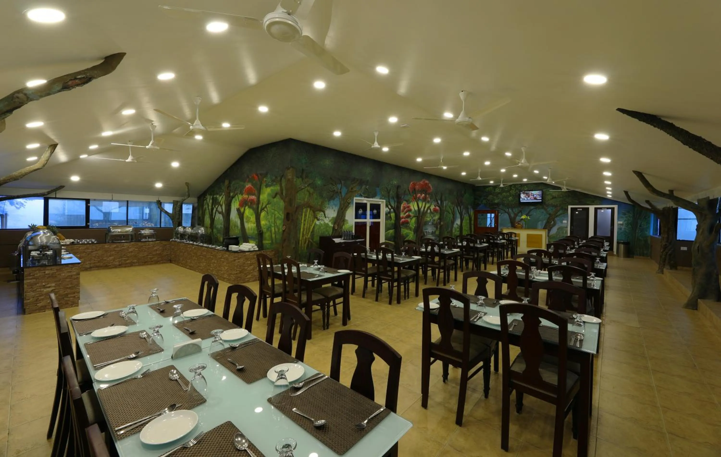 Restaurant/places to eat in Tea Castle Munnar