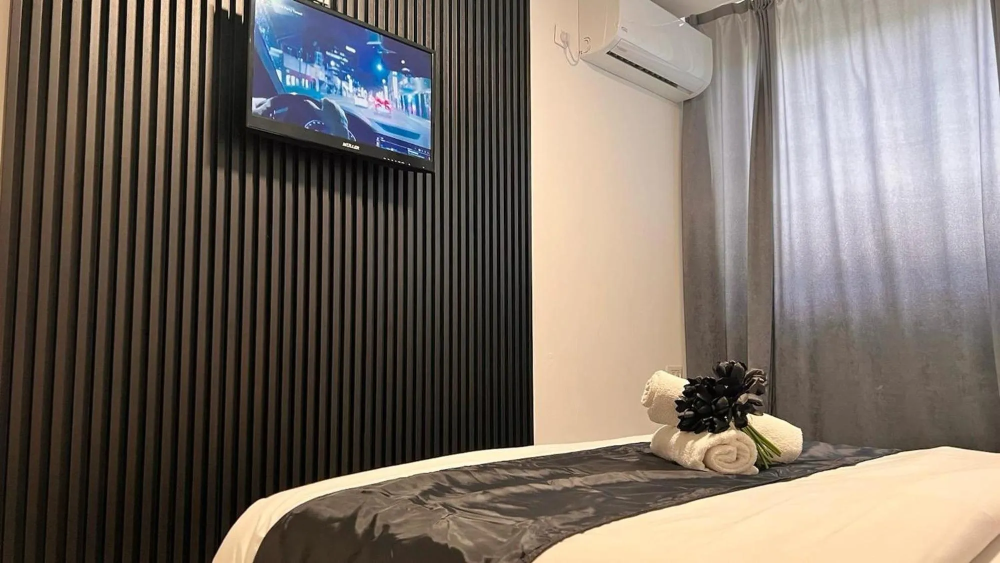 Bedroom, Bed in Elis Boutique Hotel