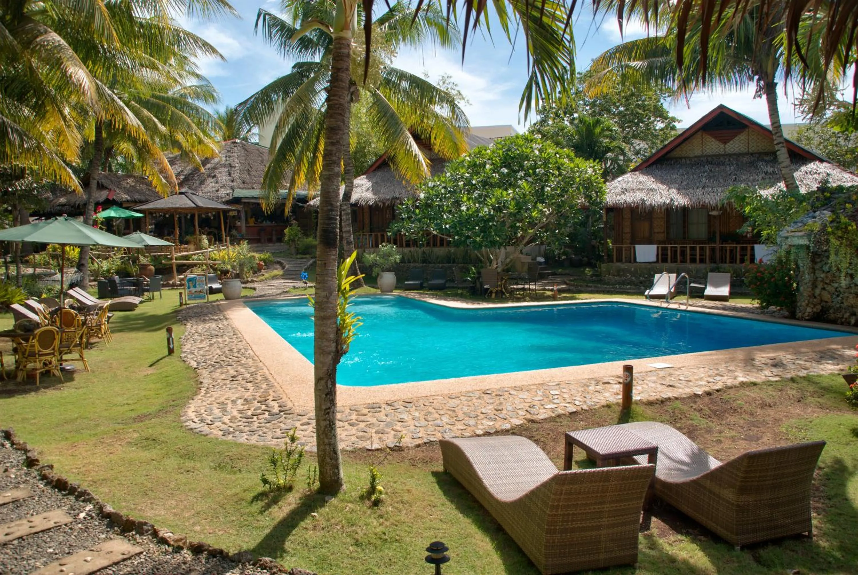 Restaurant/places to eat in Oasis Resort