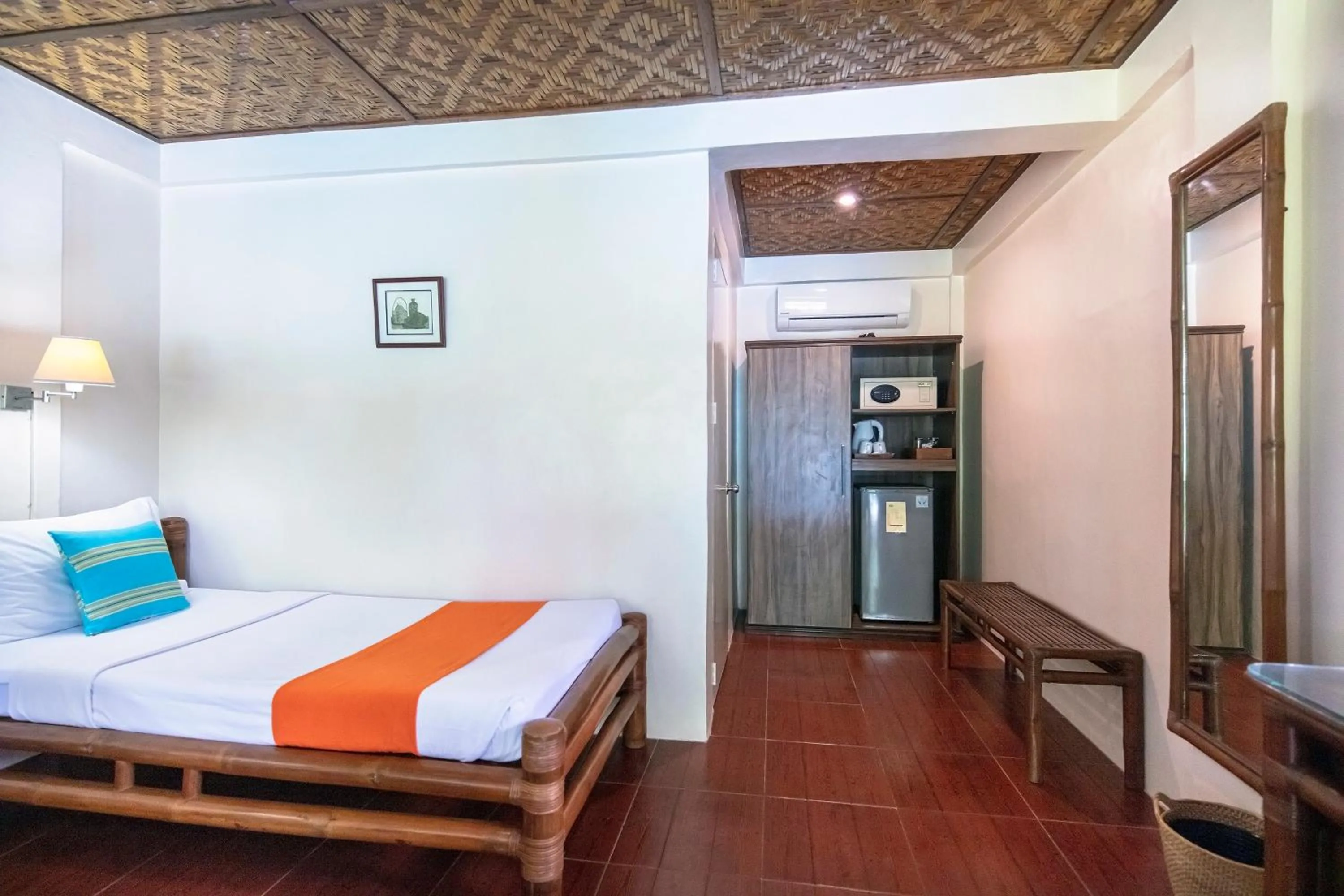 Bed in Oasis Resort