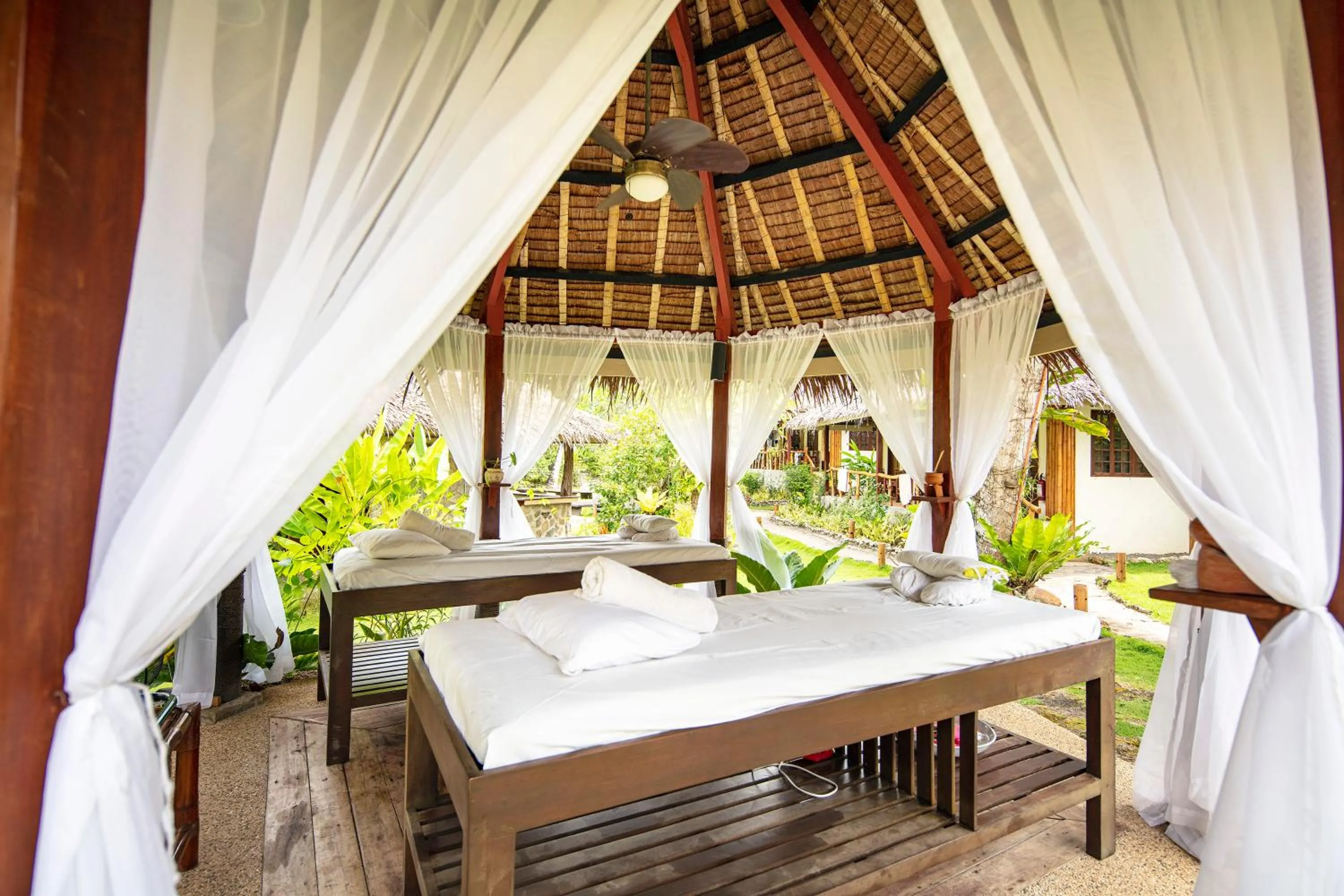 Massage in Oasis Resort