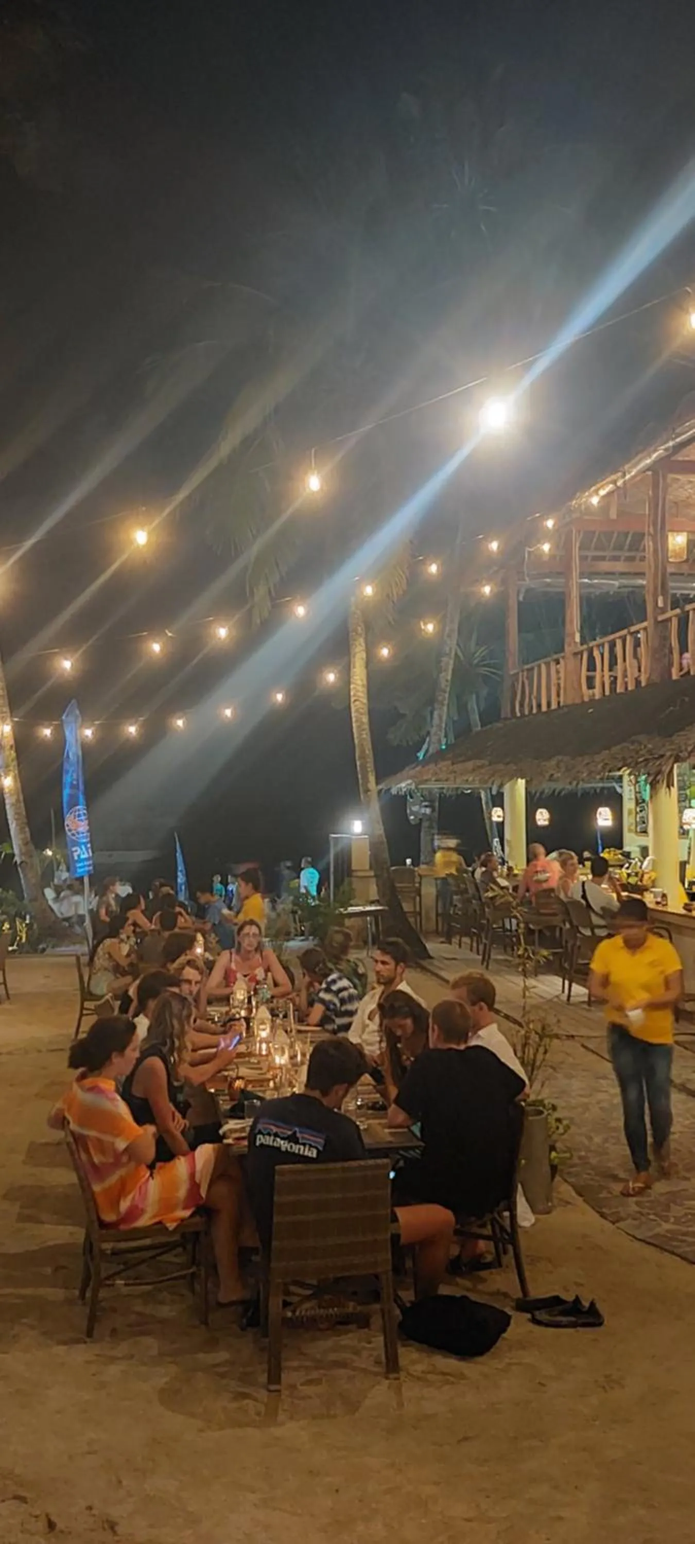 Restaurant/places to eat in Oasis Resort