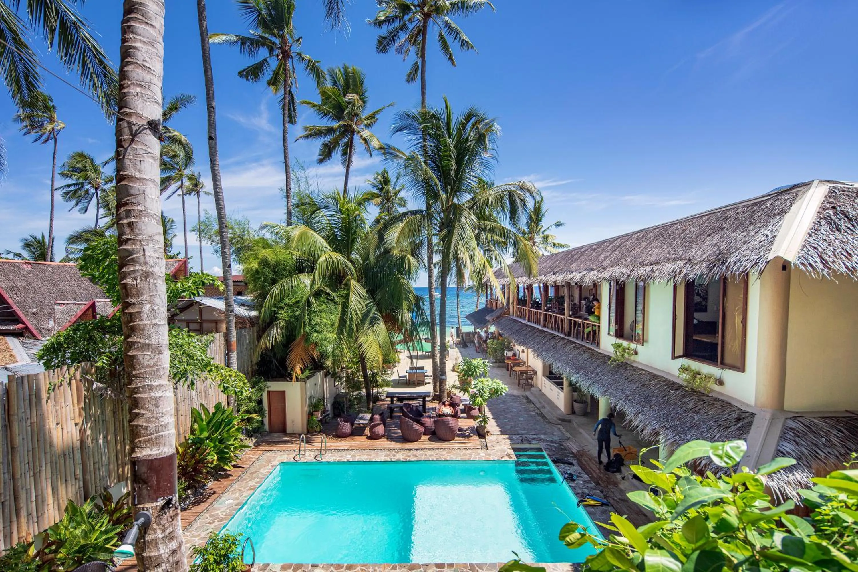 Restaurant/places to eat in Oasis Resort