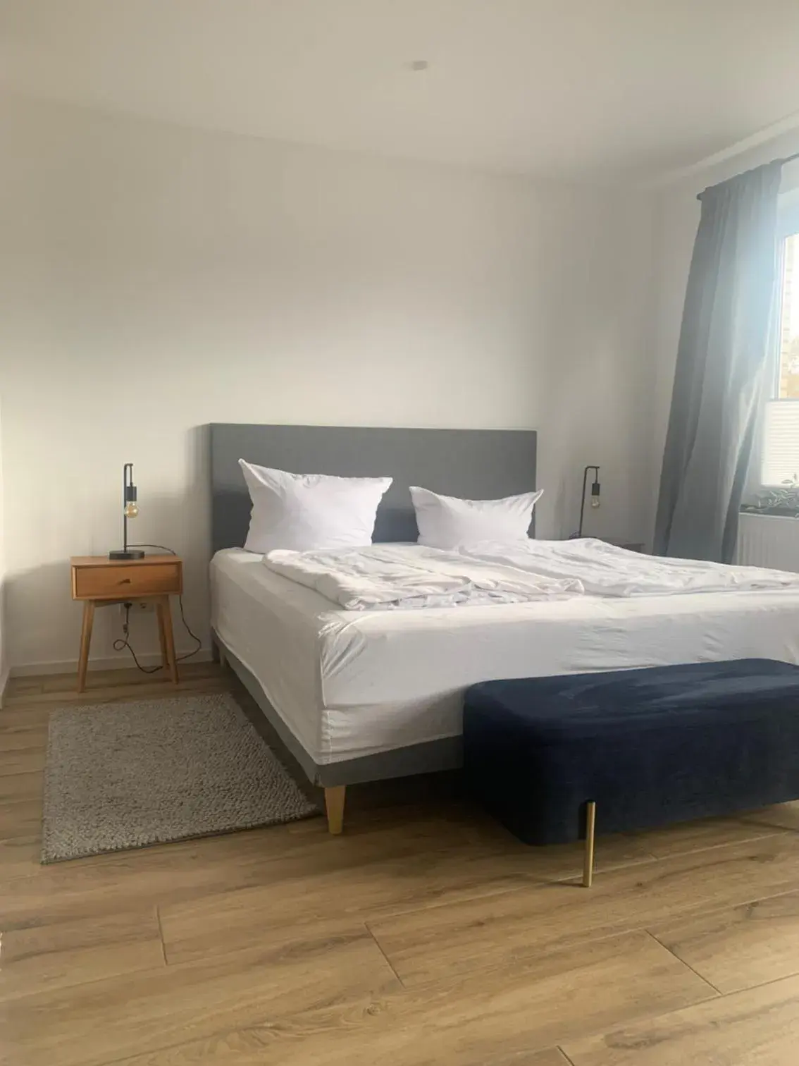 Deluxe Double Room with Balcony in Hotel Calenberger Hof Deluxe Double Room with Balcony in Hotel Calenberger Hof