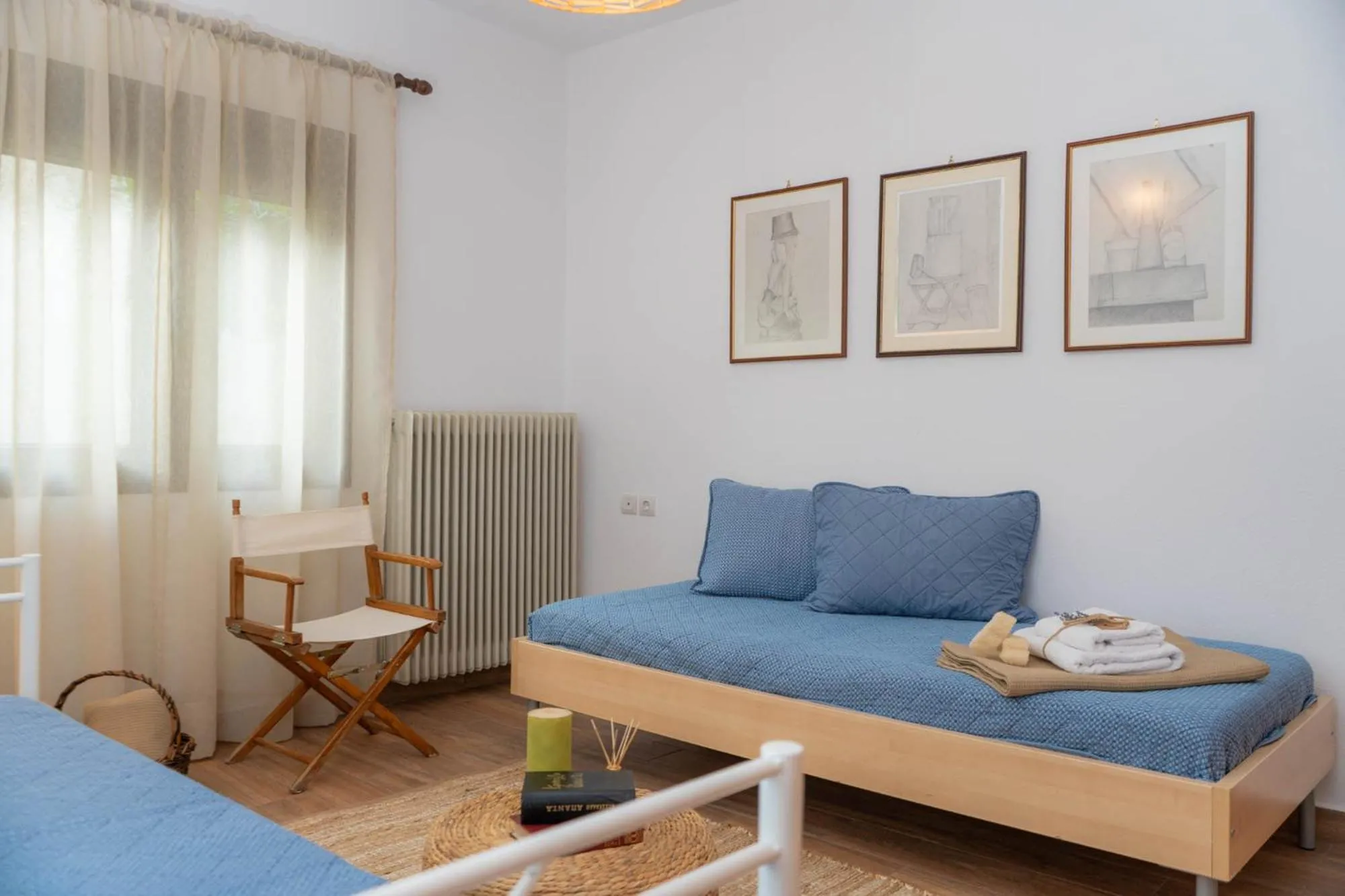 Living room in Postmans Apartment Under Meteora