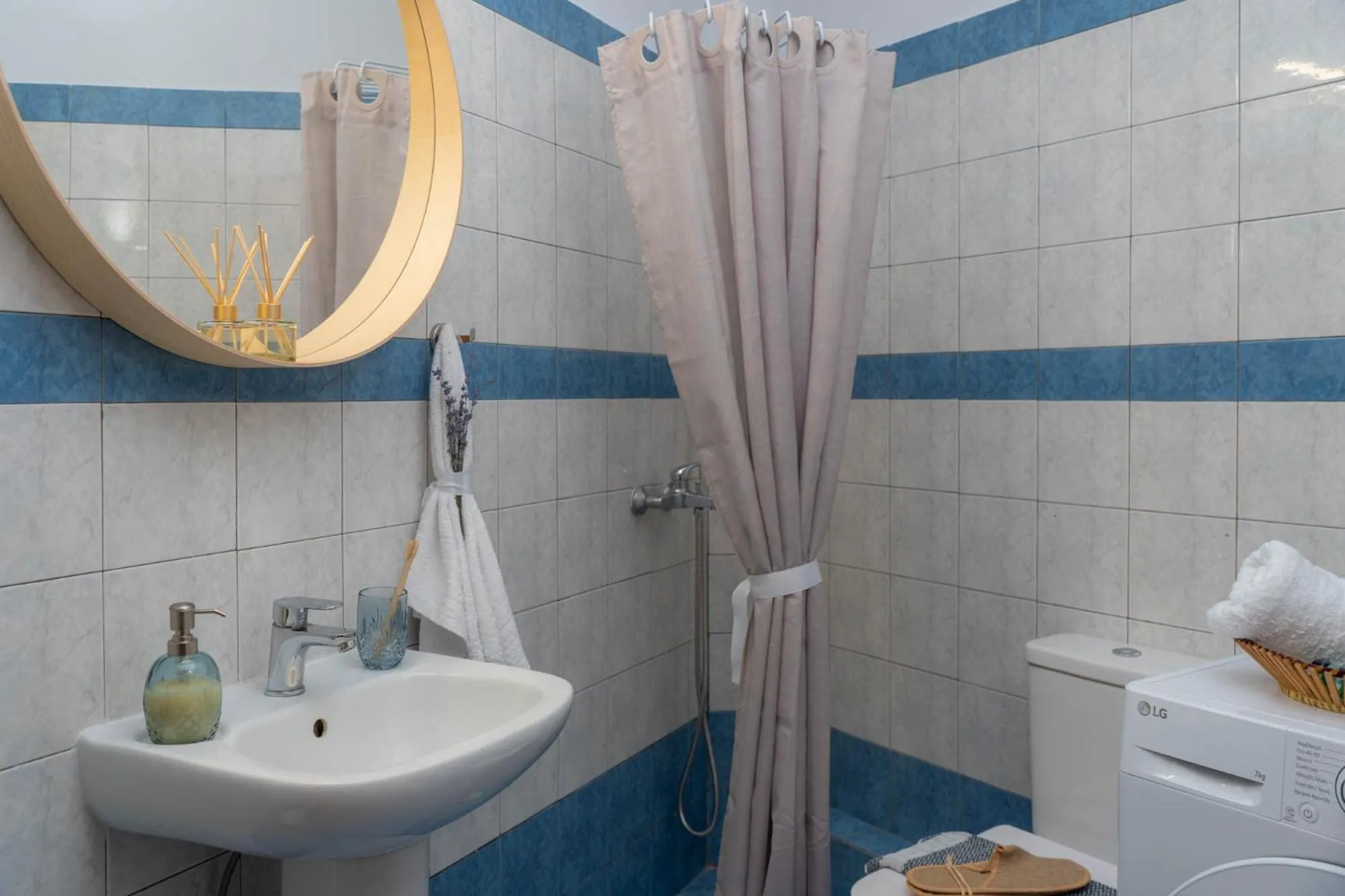 Shower in Postmans Apartment Under Meteora