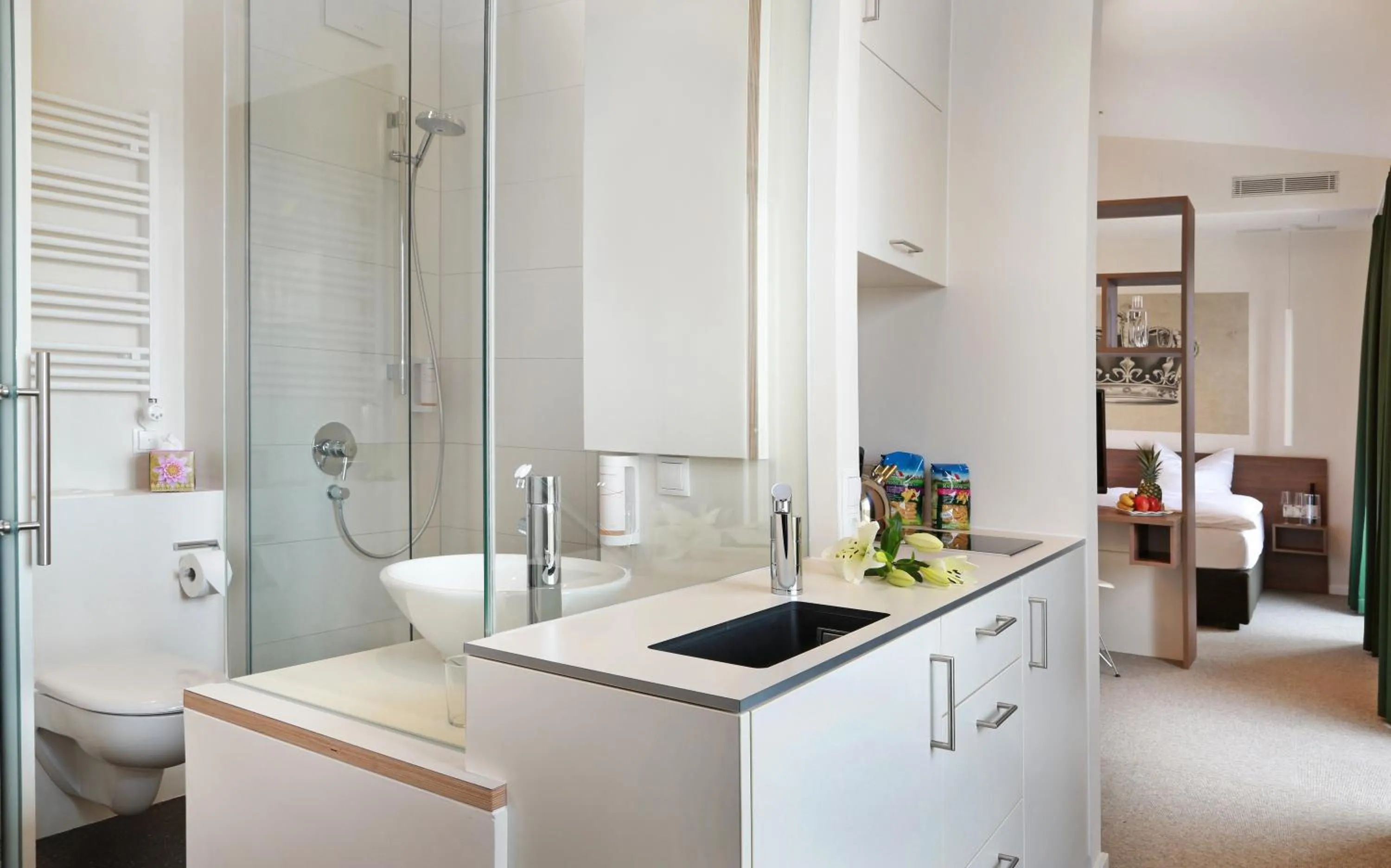 Kitchen or kitchenette in Best Motel